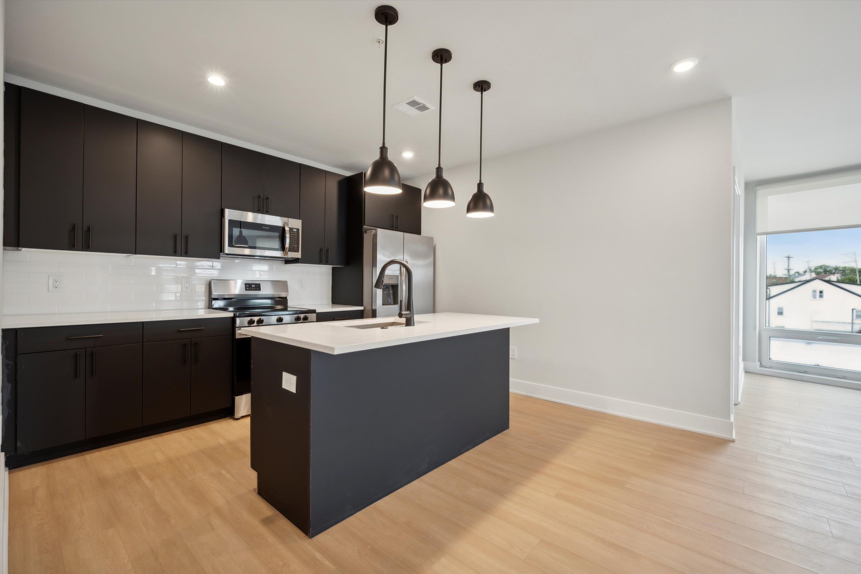 6910 Ridge Avenue Unit 418