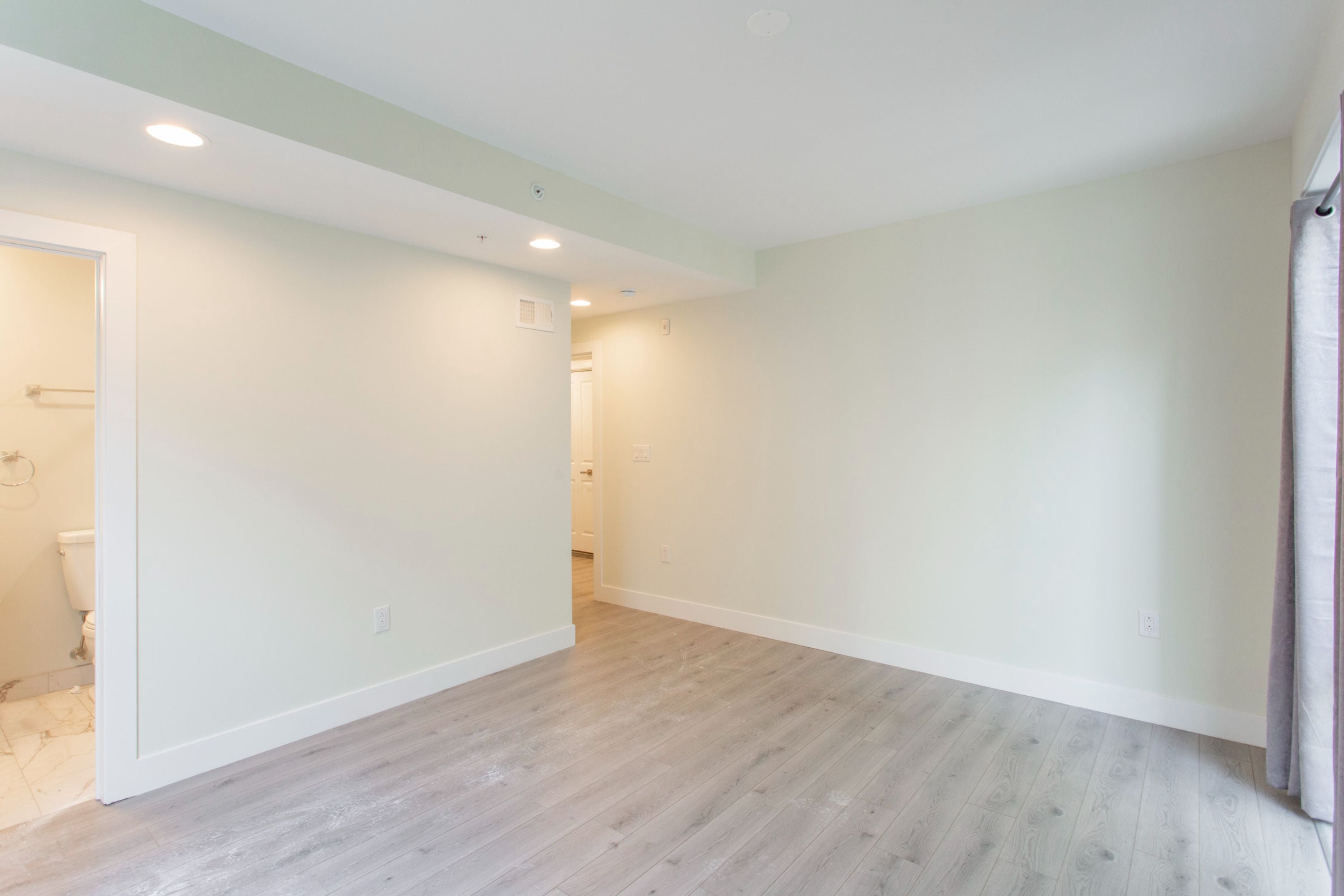 1533-39 PARRISH ST Unit 3F