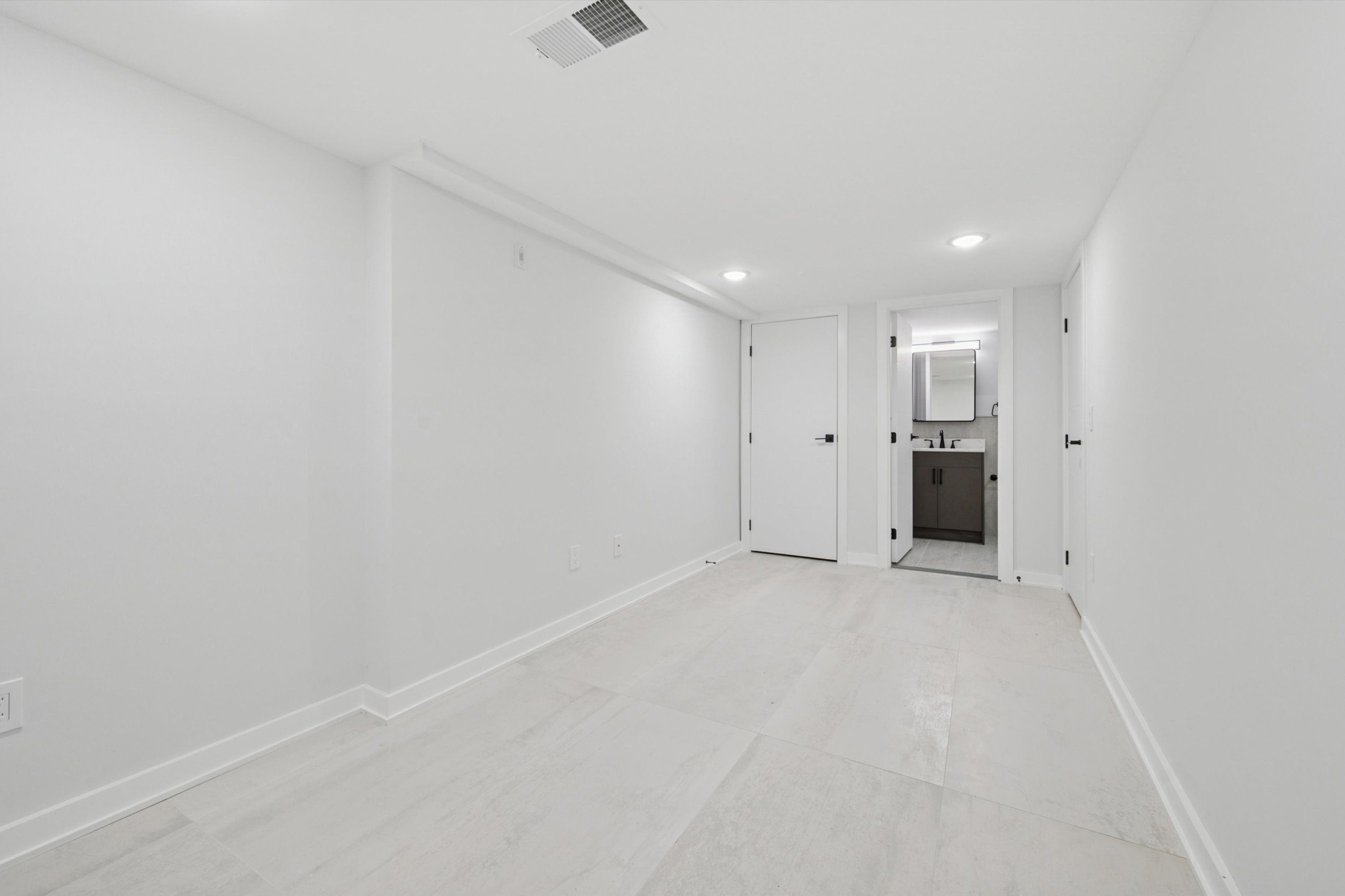 3729 LANCASTER AVE Unit 102