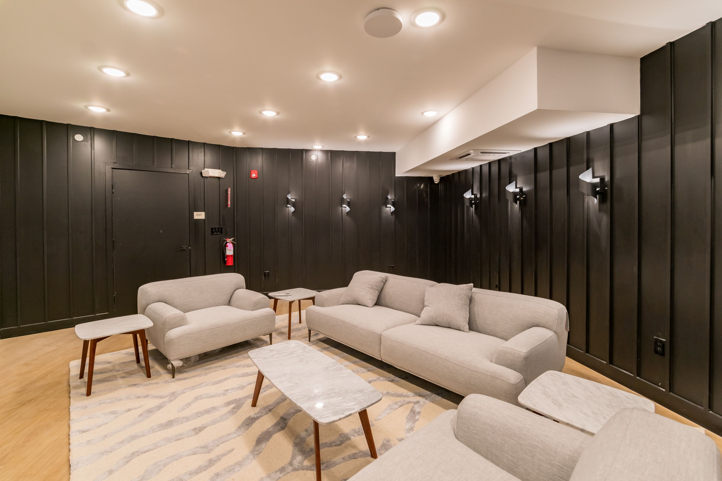 1102 GERMANTOWN AVENUE Unit 303