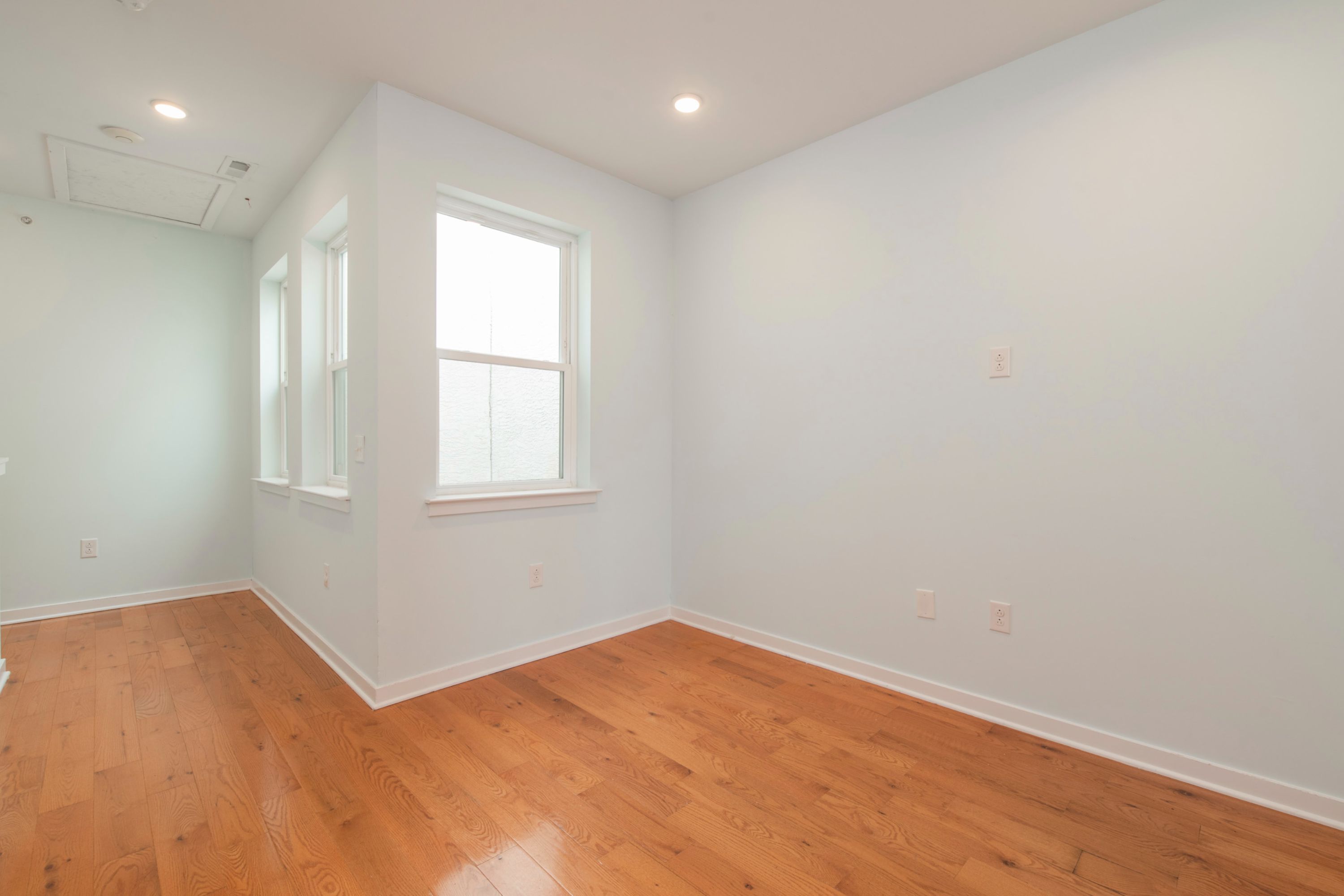 1517 SEYBERT ST Unit 2
