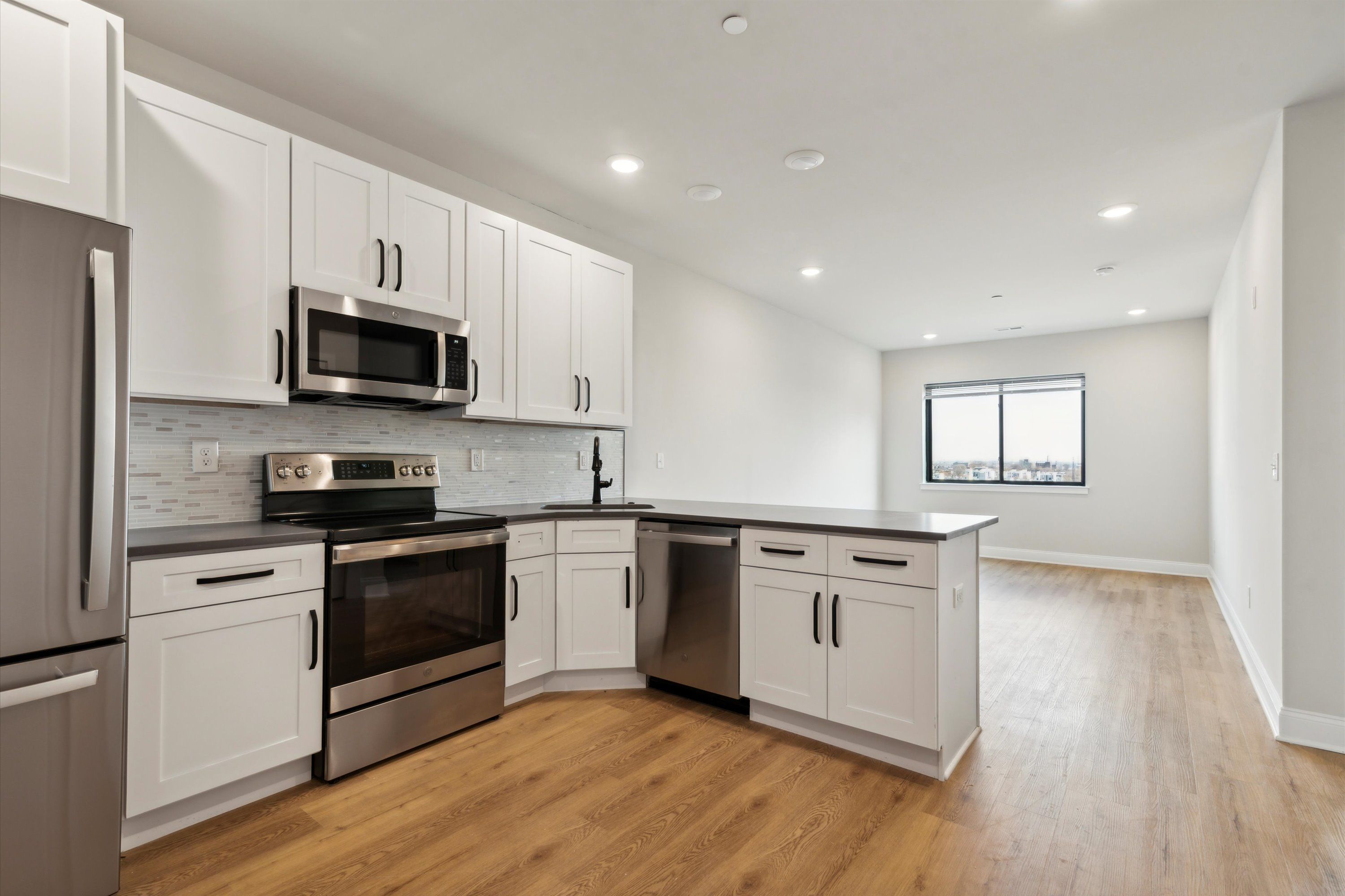 2143 E LEHIGH AVE Unit 612