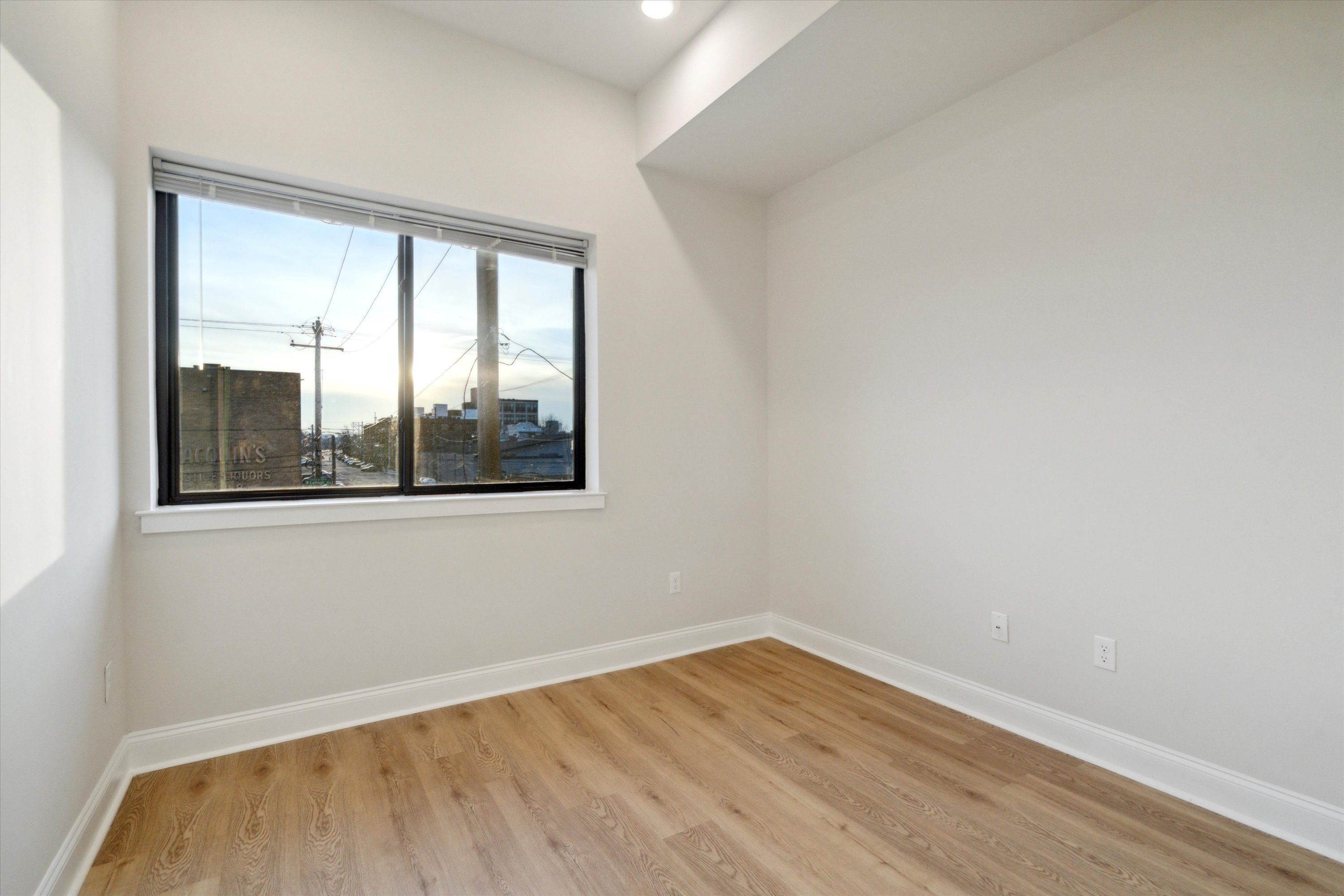 2157 E LEHIGH AVE Unit 211