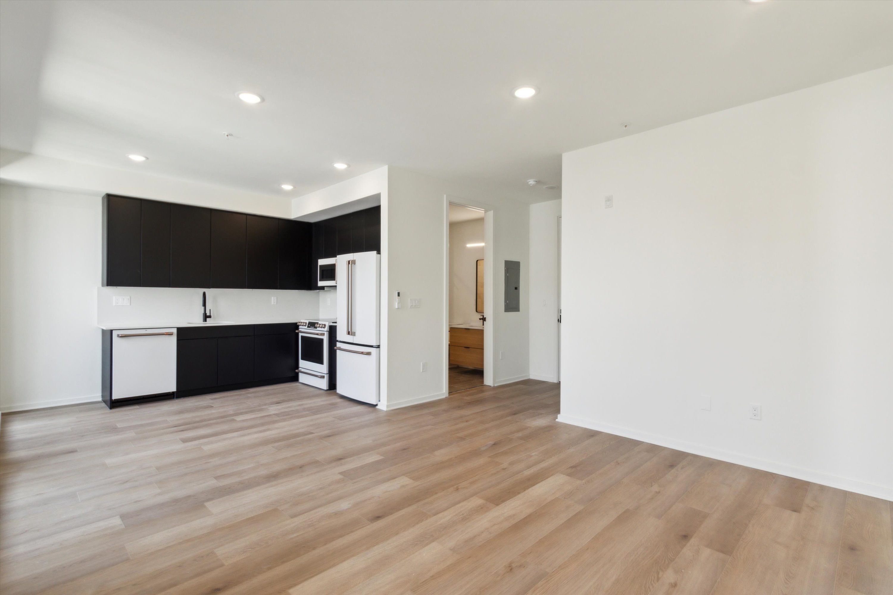 225 N 12TH ST Unit 602