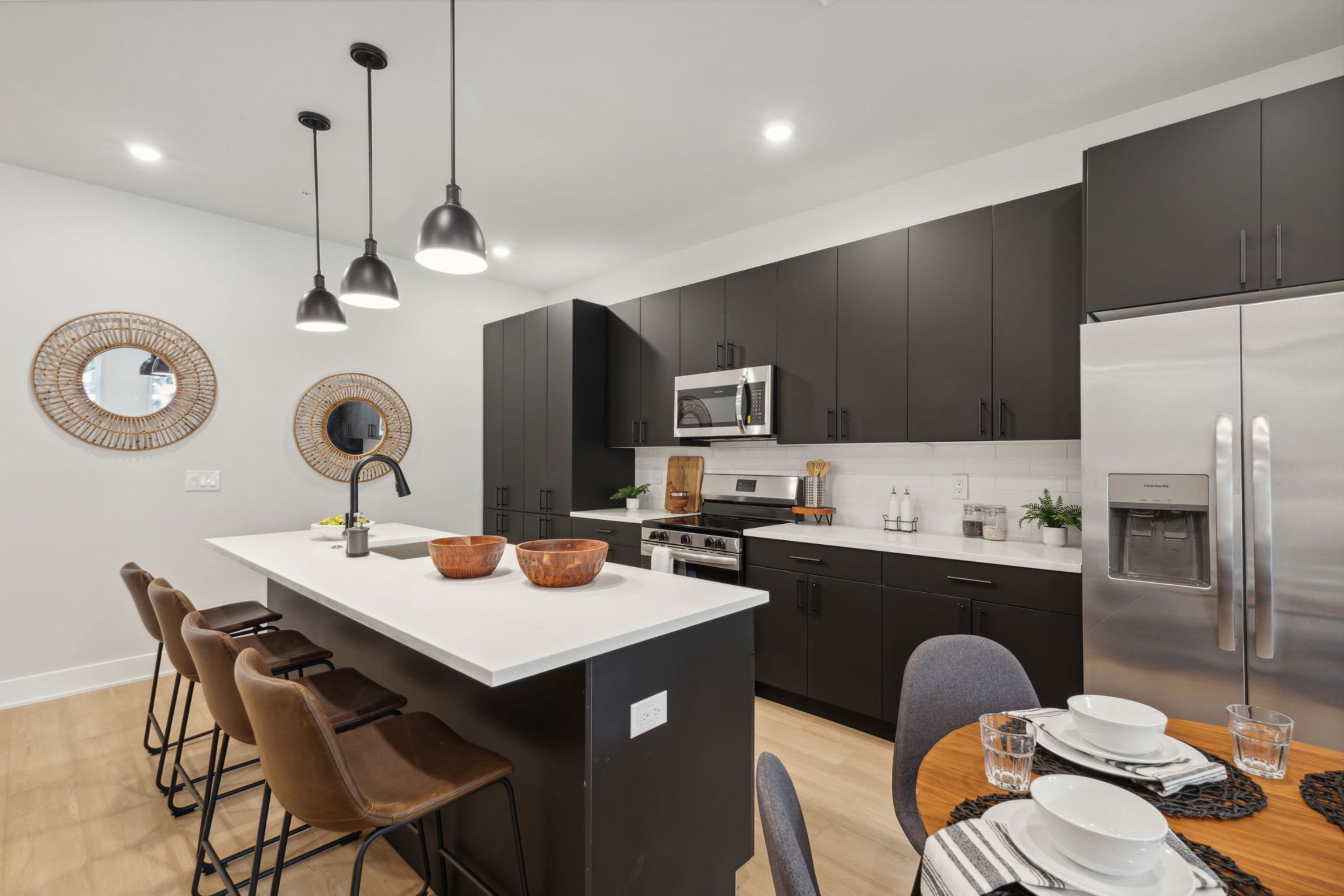 6910 Ridge Avenue Unit 412