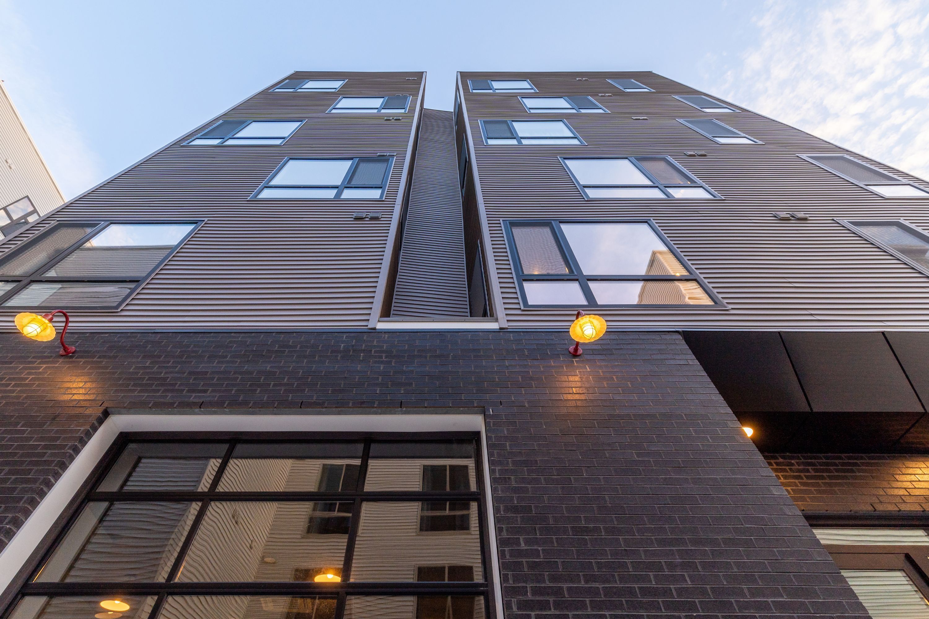 629 W GIRARD AVE Unit 307