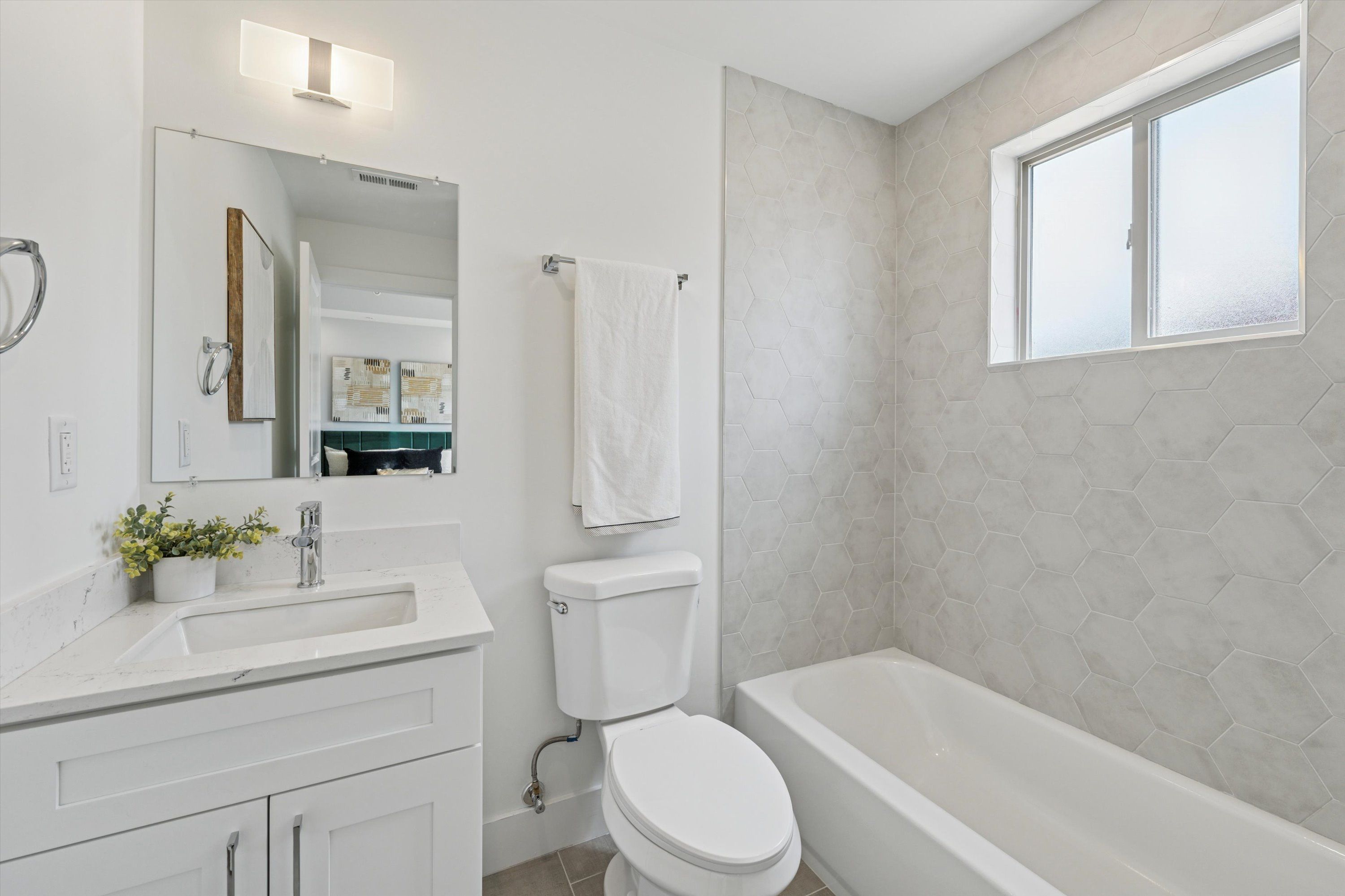 2401 N 2ND St Unit L3