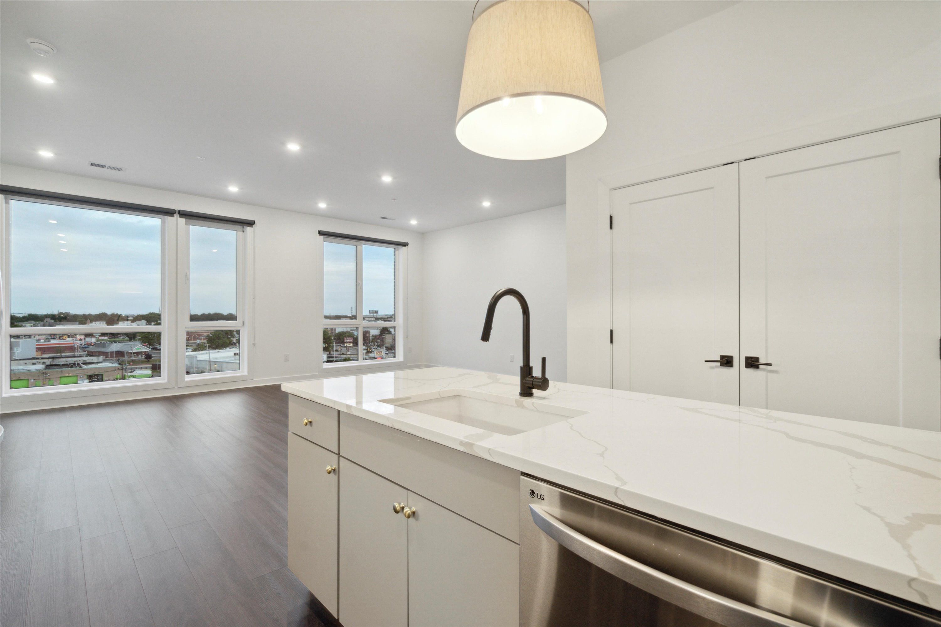 2636 E YORK ST Unit 605