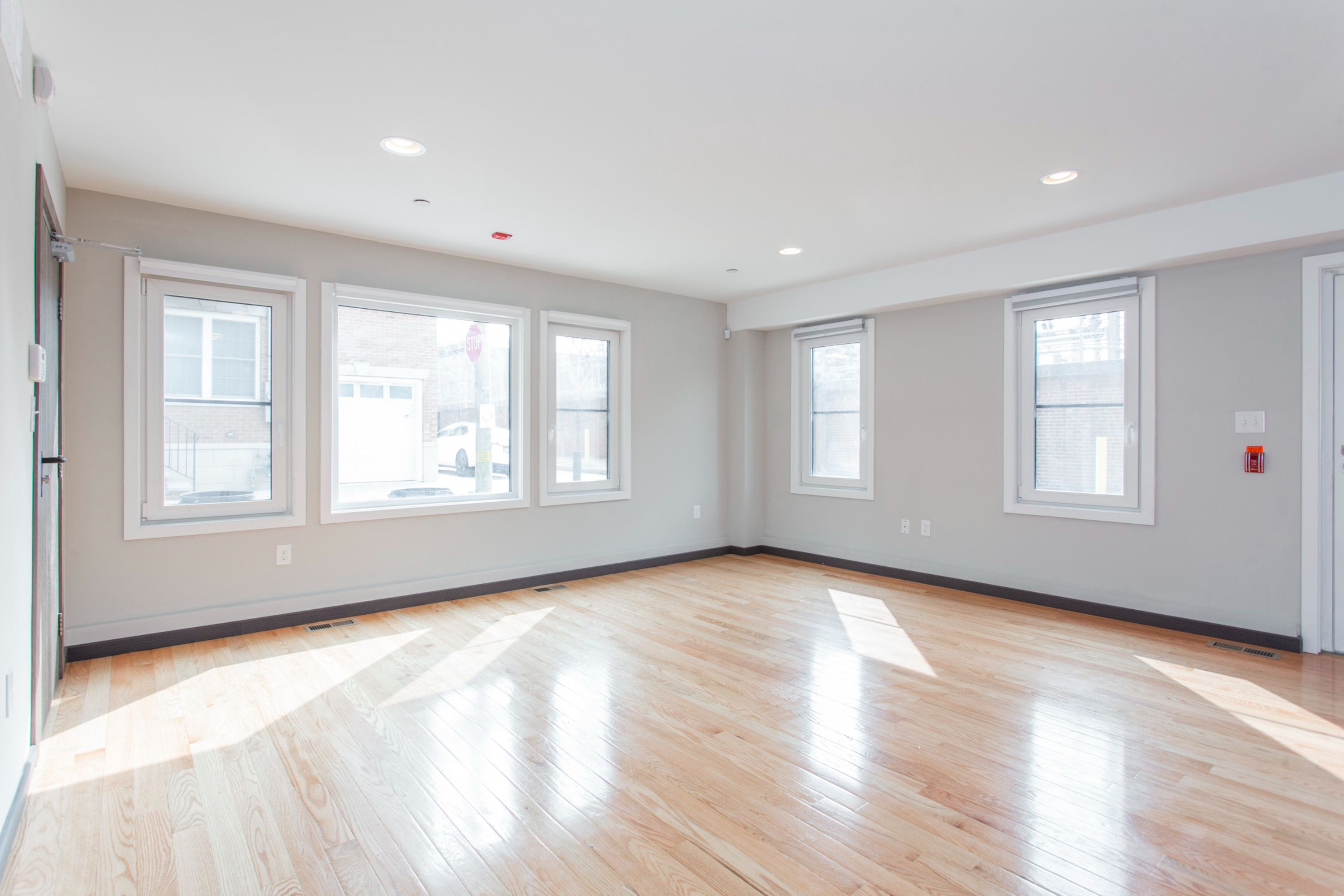2553 MONTROSE ST Unit A