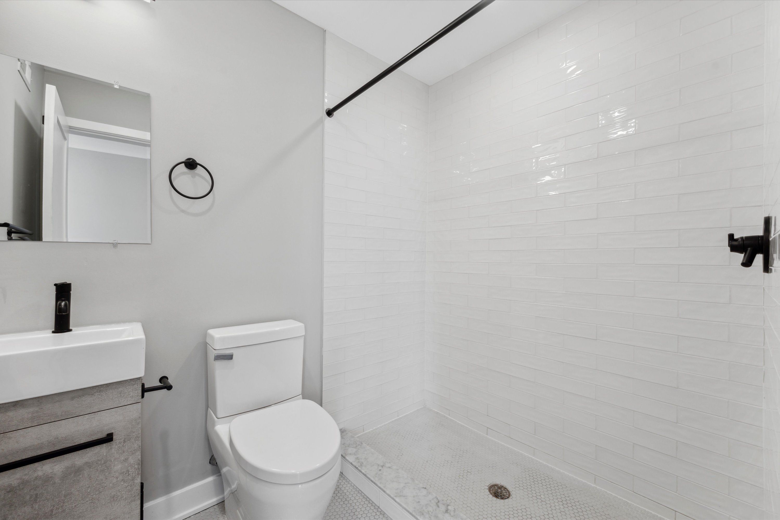 1841-43 N Gratz ST Unit C4