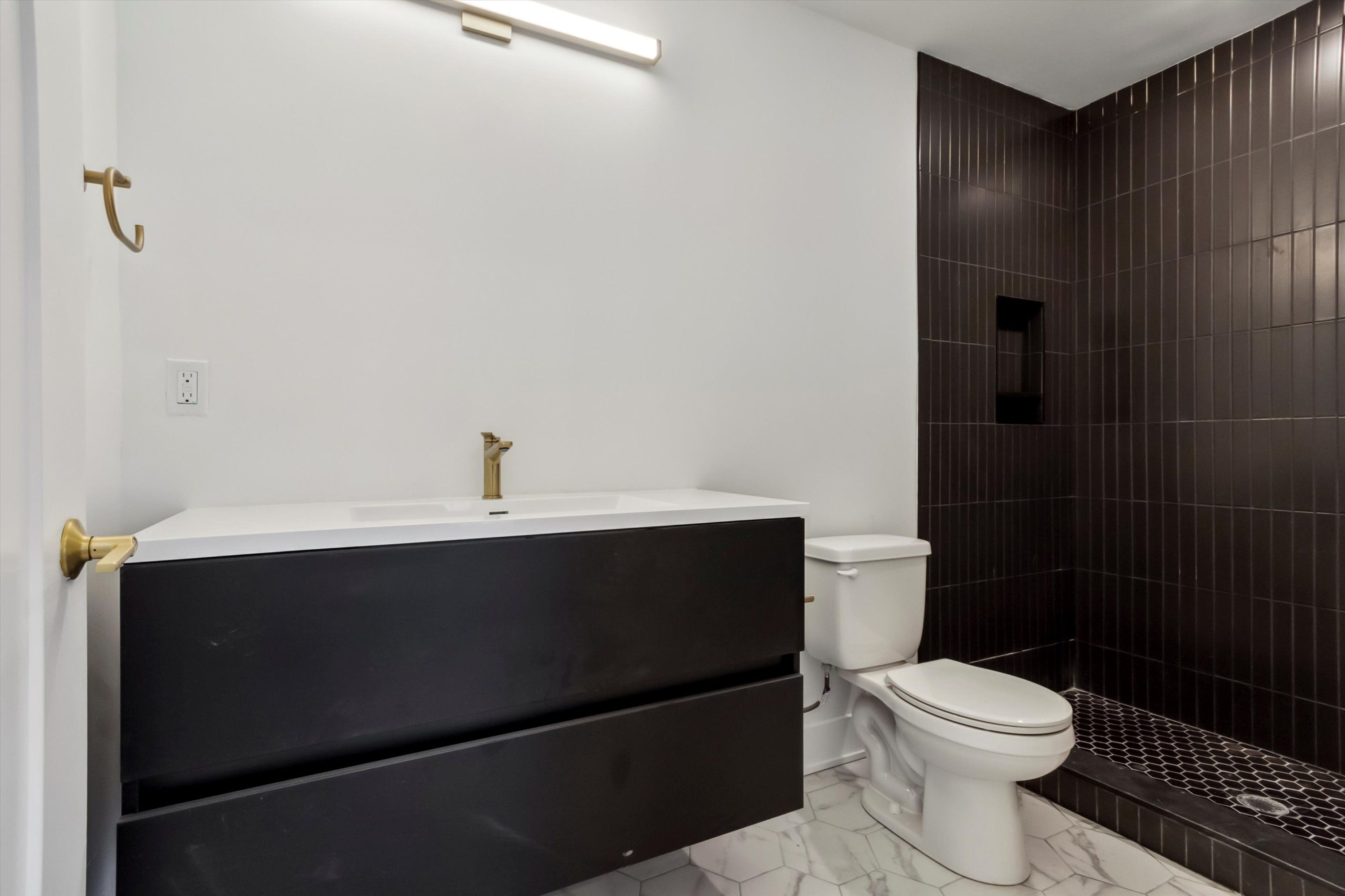 367 W Hortter St Unit 203