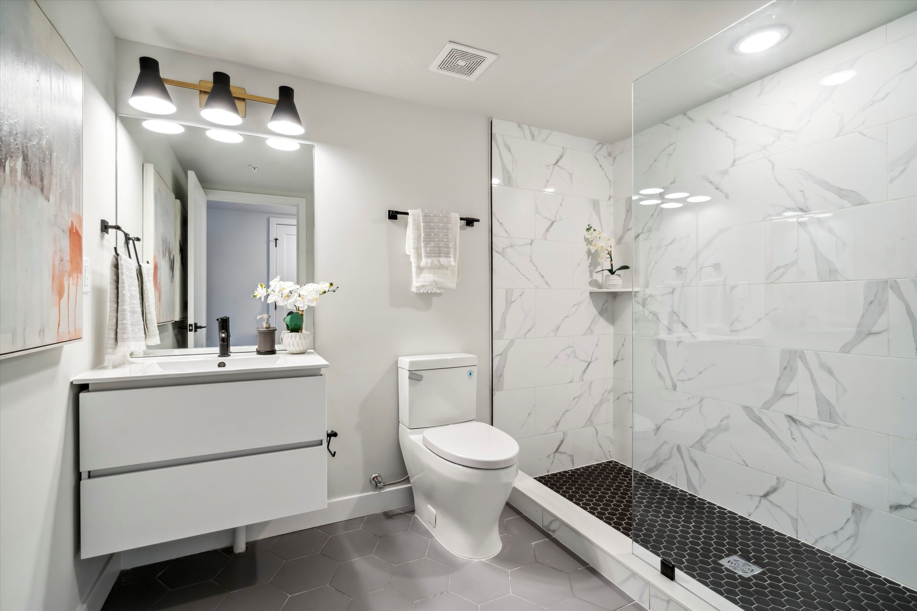 1102 GERMANTOWN AVENUE Unit 209