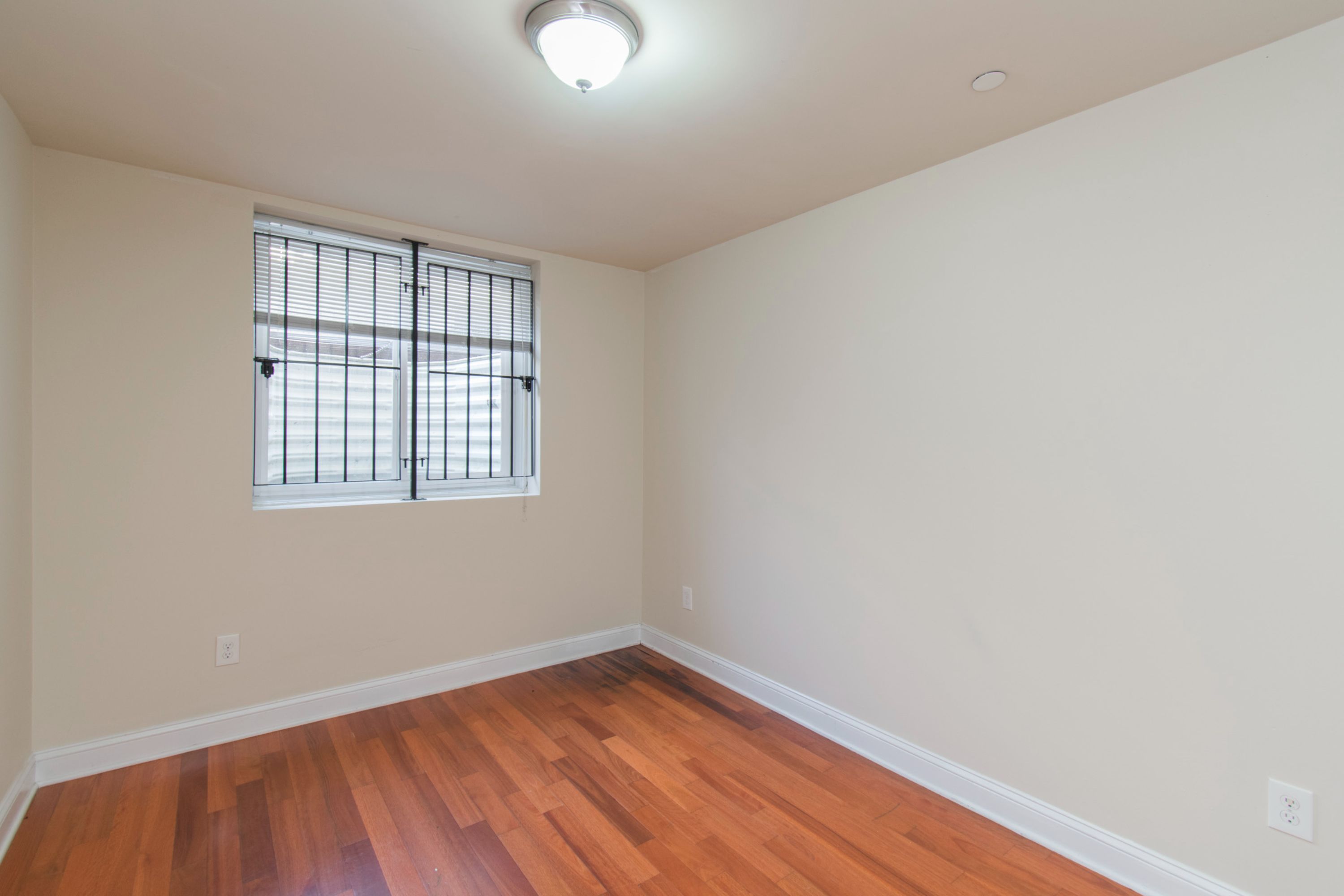 1927 N GRATZ ST Unit 1