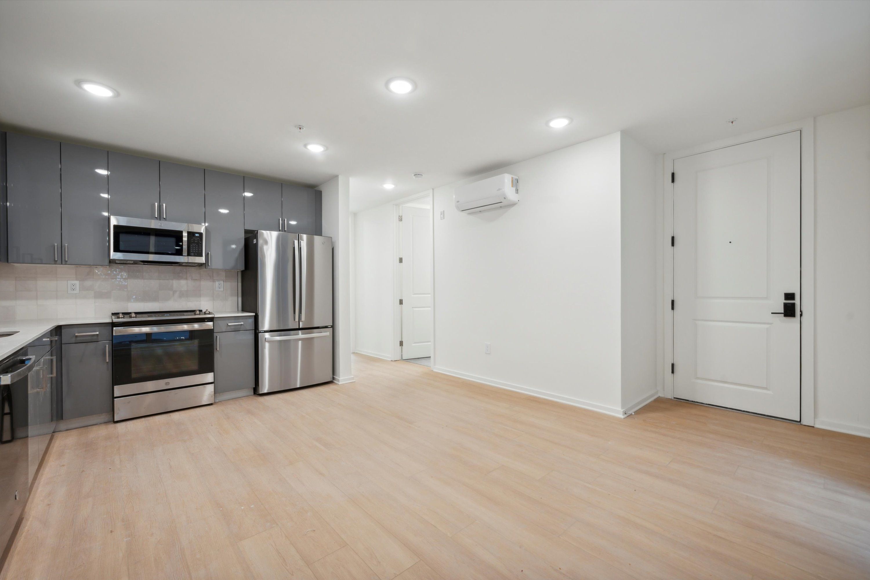 225 N 12TH ST Unit 103