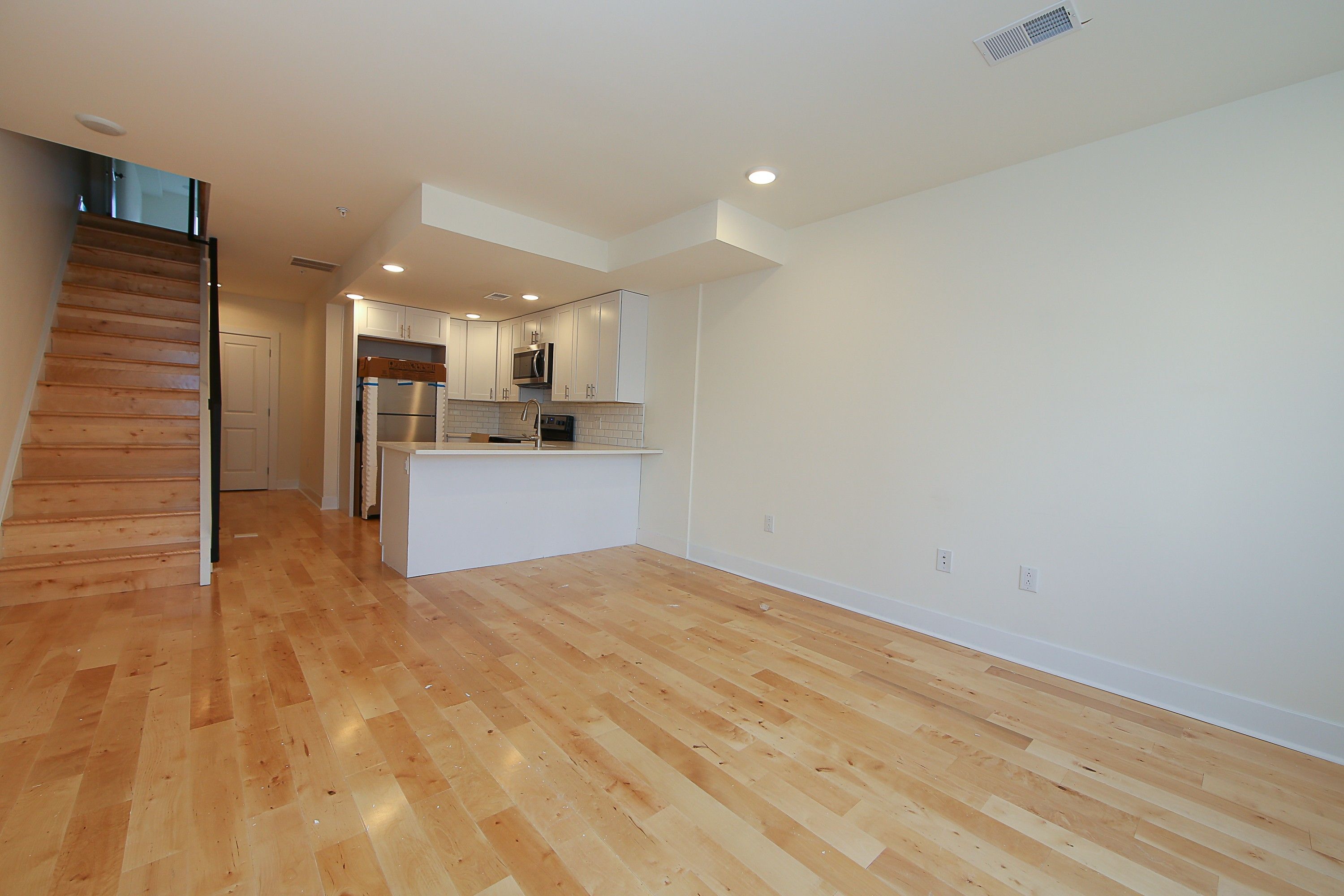 1725 ARLINGTON ST Unit B