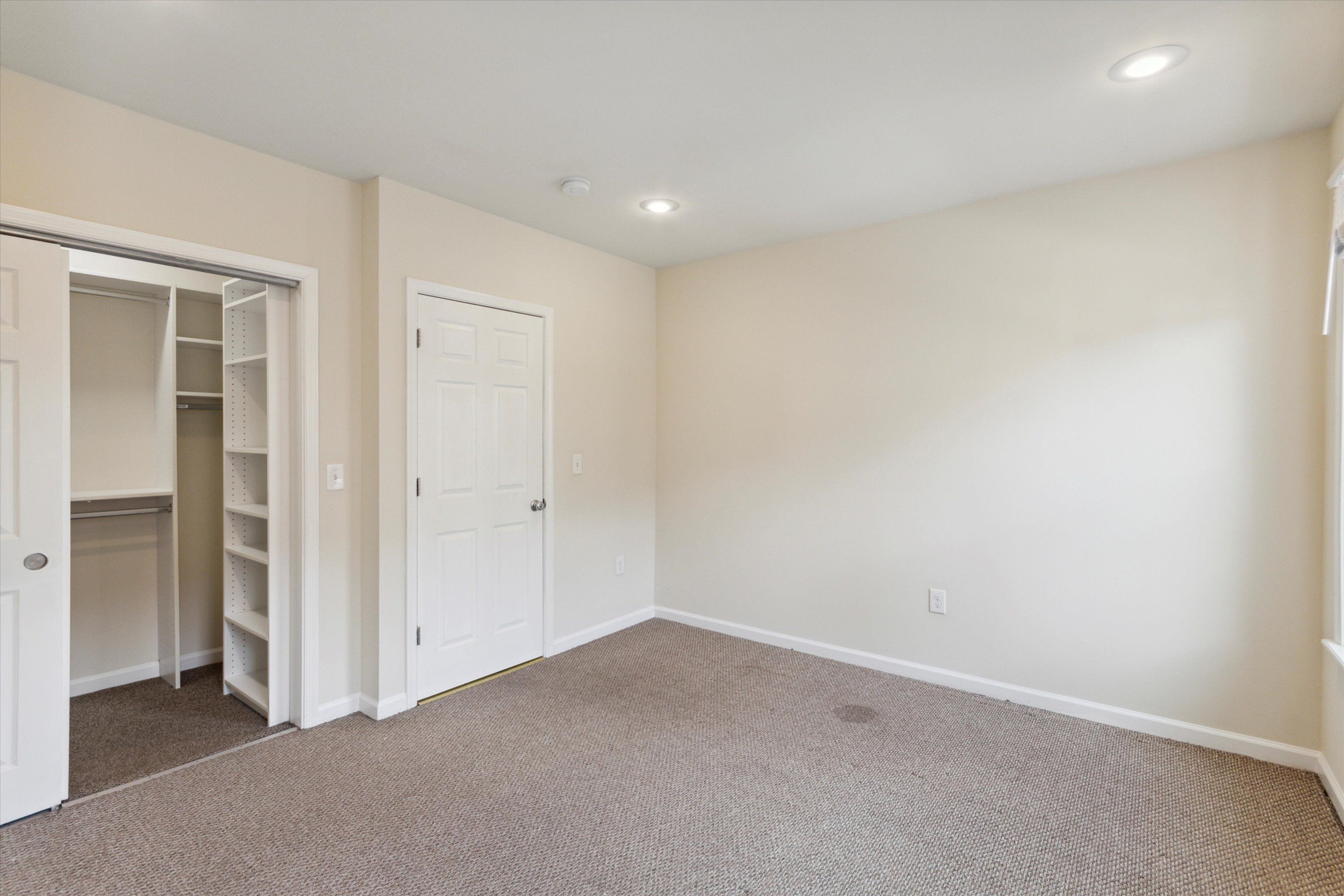 1804 W MONTGOMERY AVE