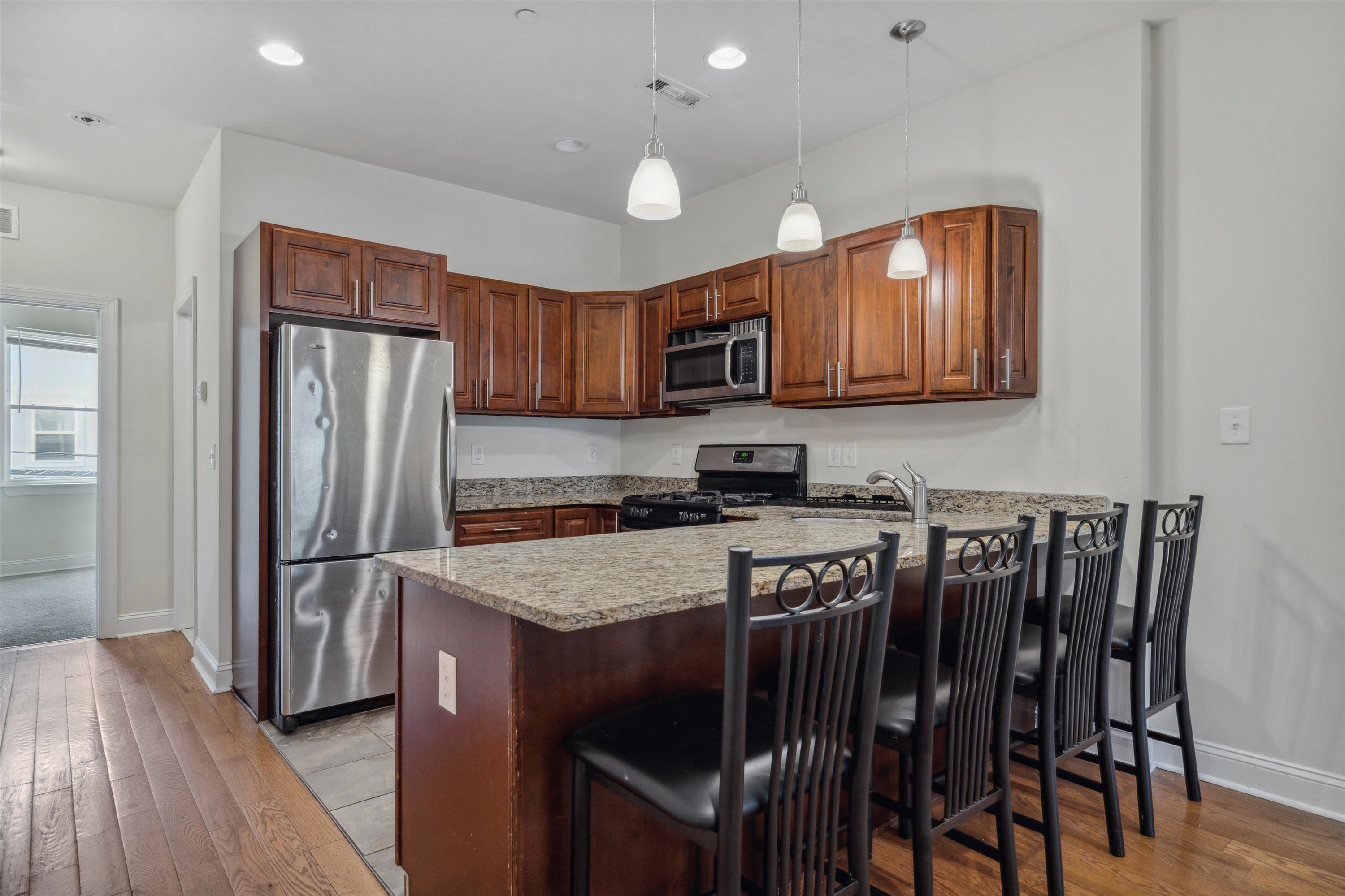 2107 N 17TH ST Unit B