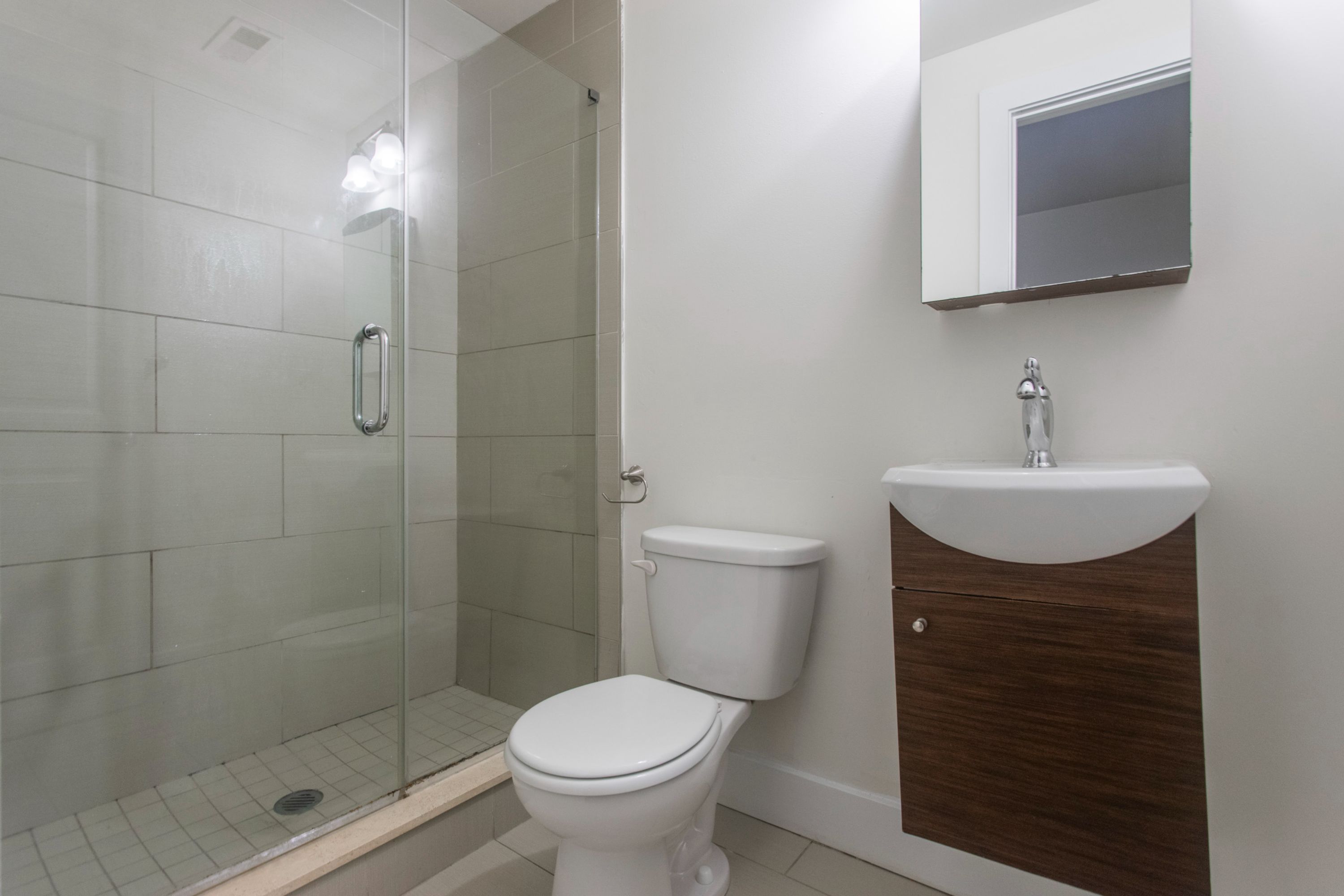 3836-50 SPRING GARDEN ST Unit 13