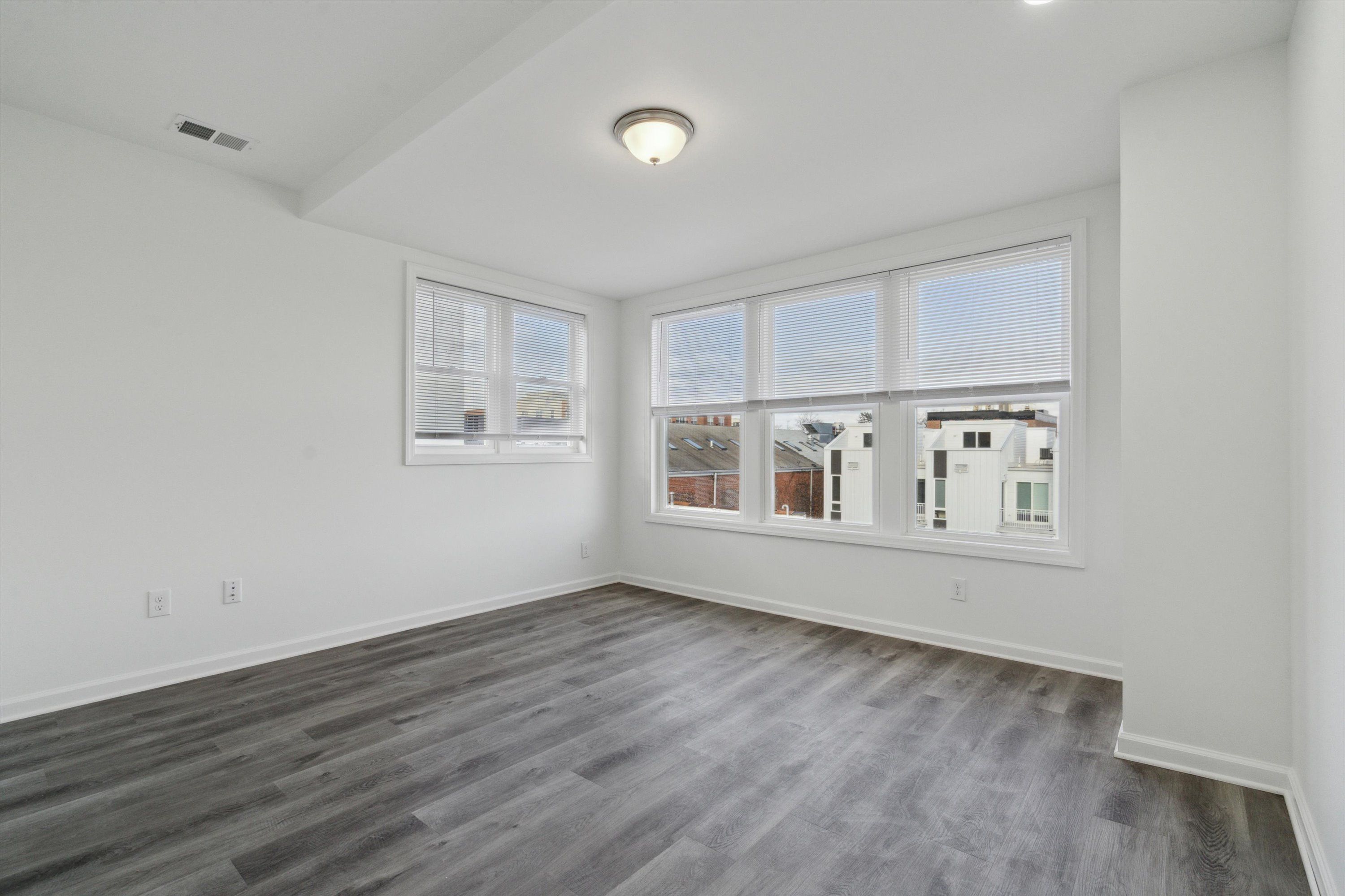 146 NASSAU ST Unit 3