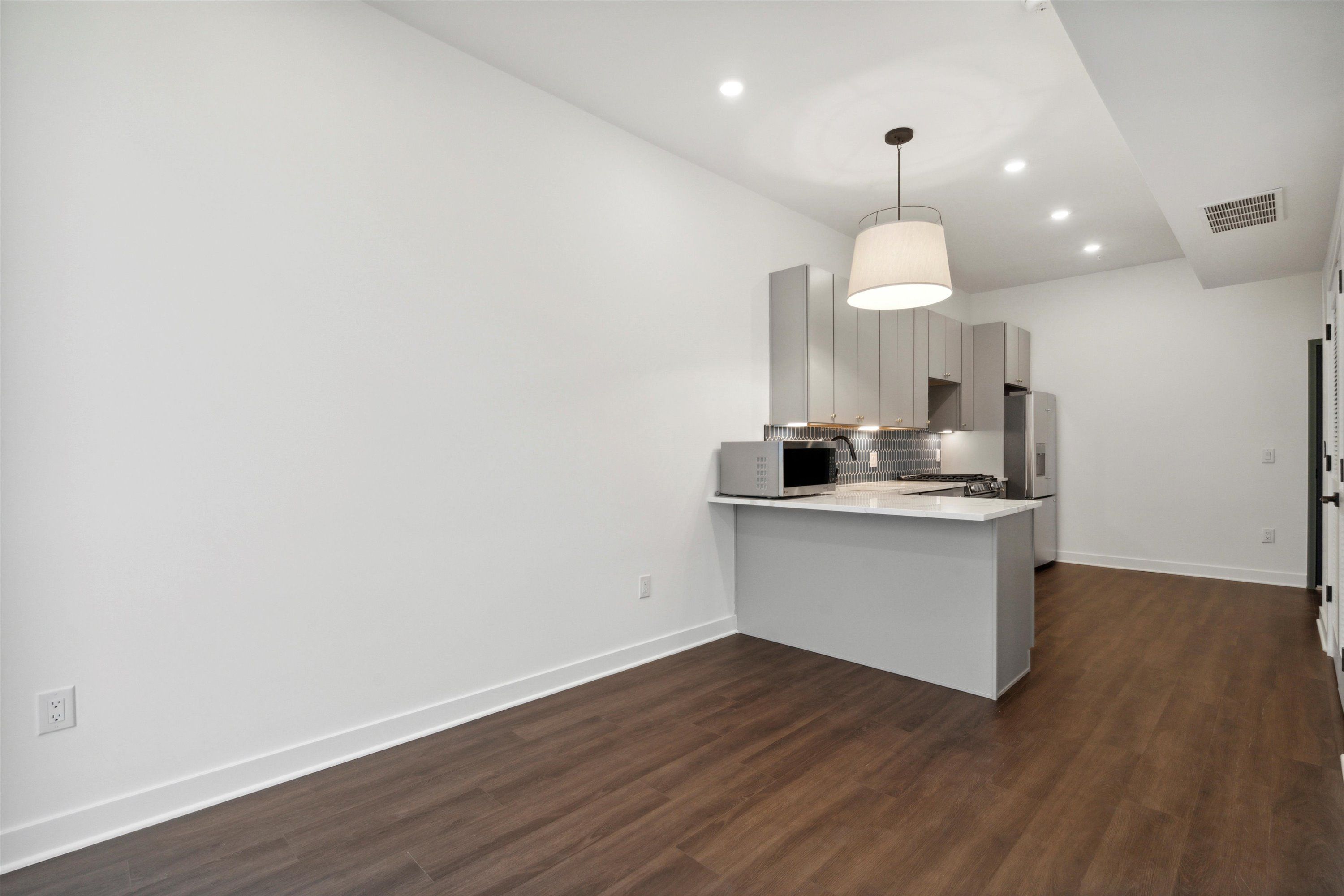 2636 E YORK ST Unit 602