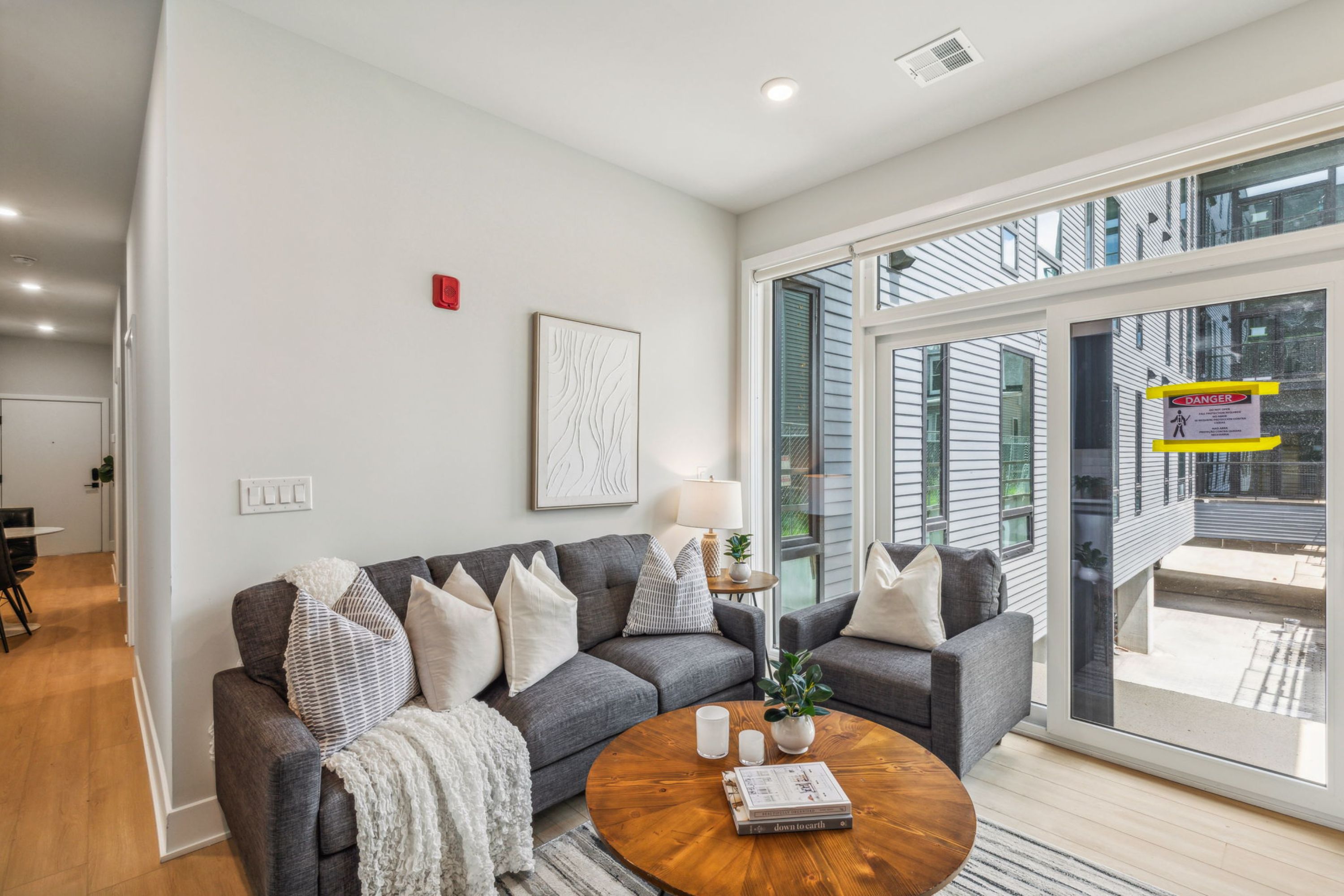 6910 Ridge Avenue Unit 416
