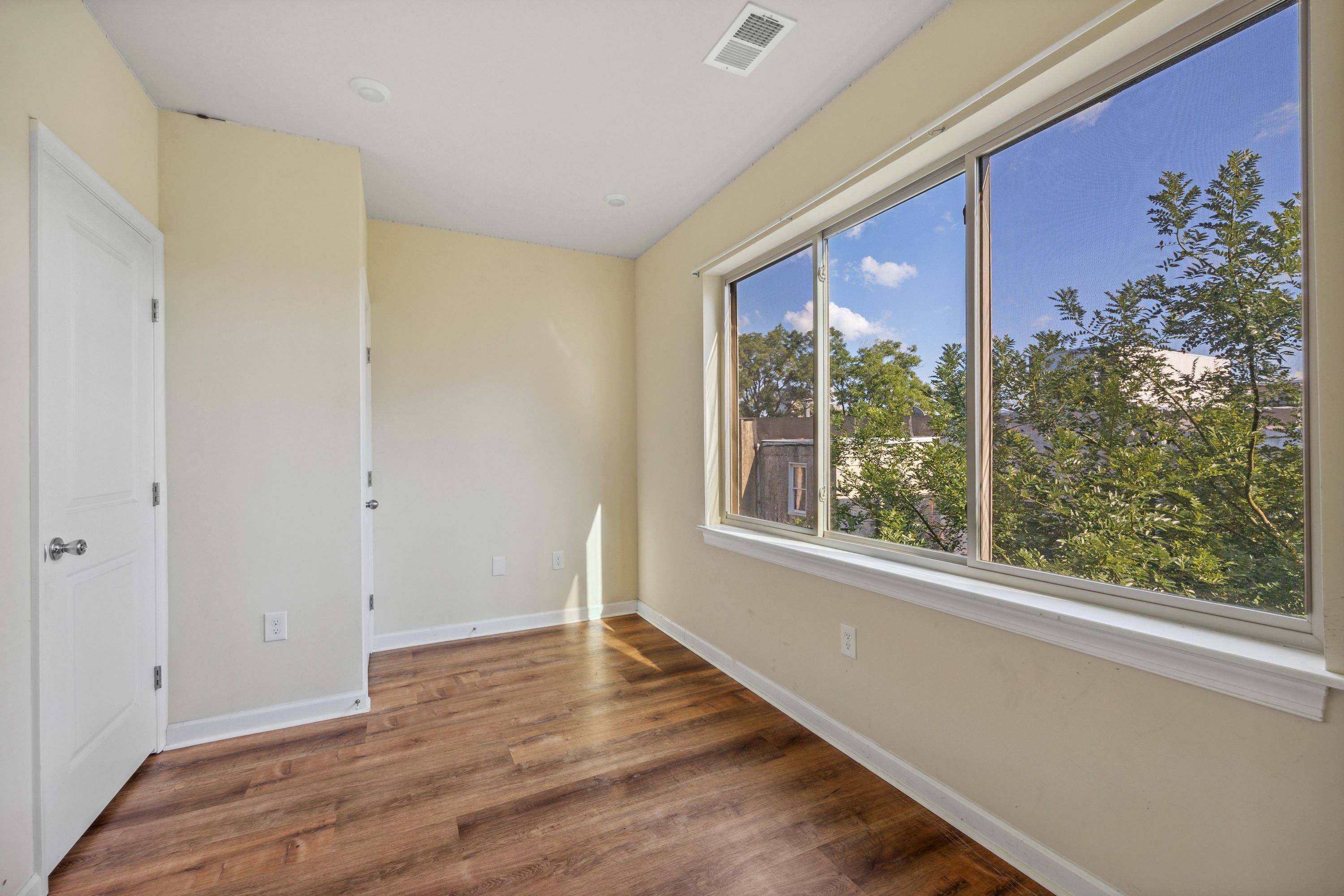 1624 FONTAIN ST Unit 2