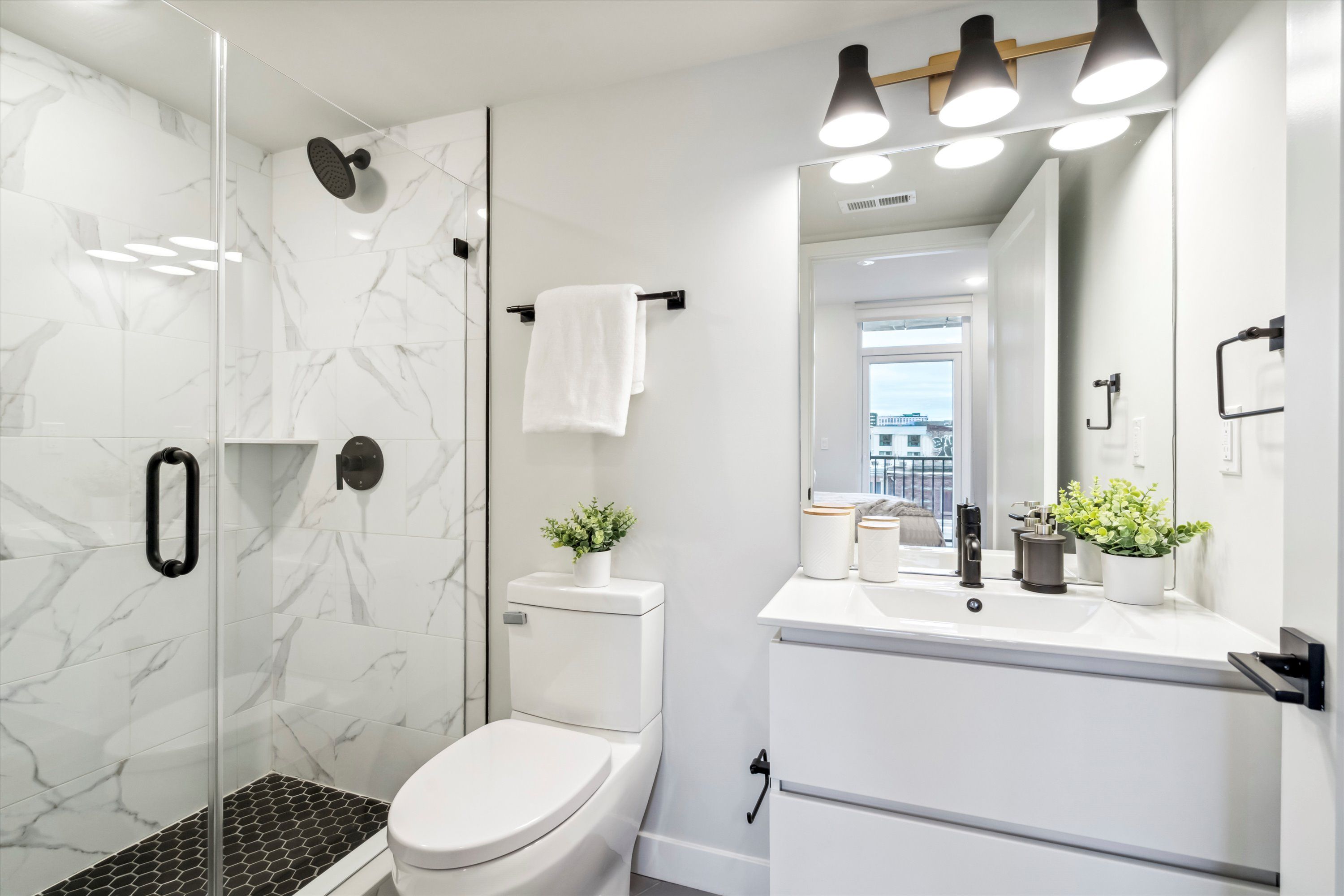 1102 GERMANTOWN AVENUE Unit 303