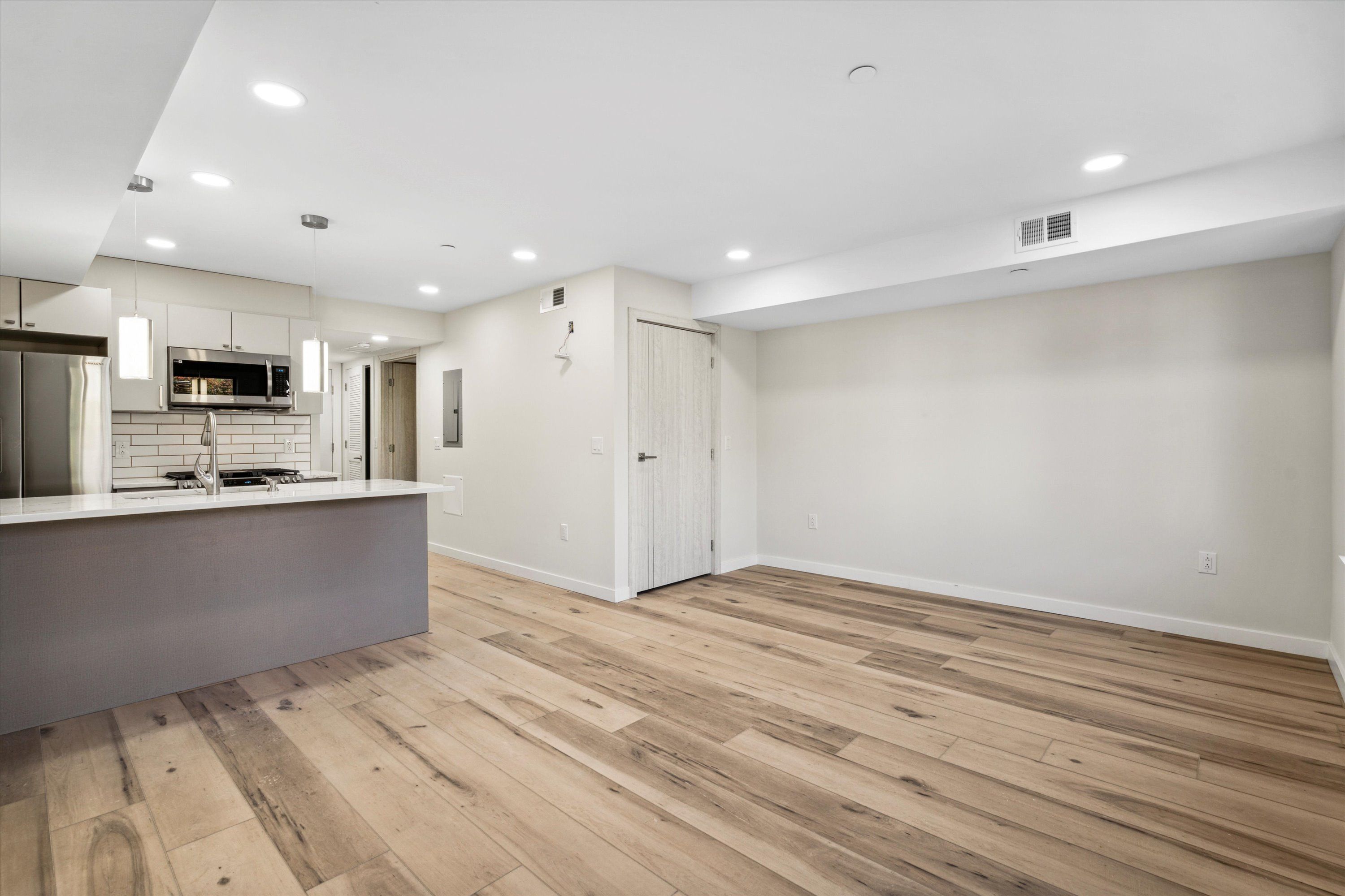 3804 Lancaster Ave Unit 203