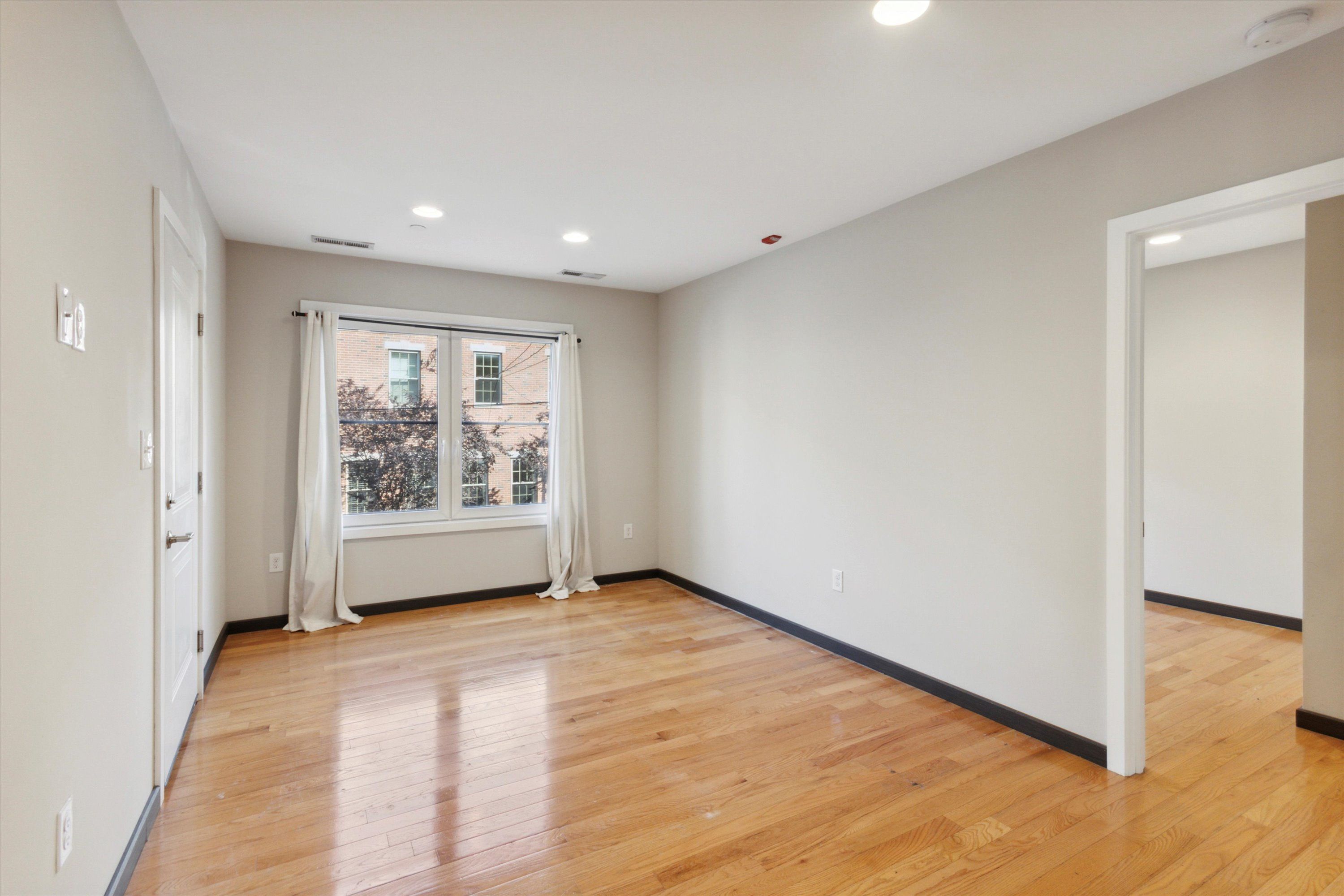1819 GINNODO ST Unit C