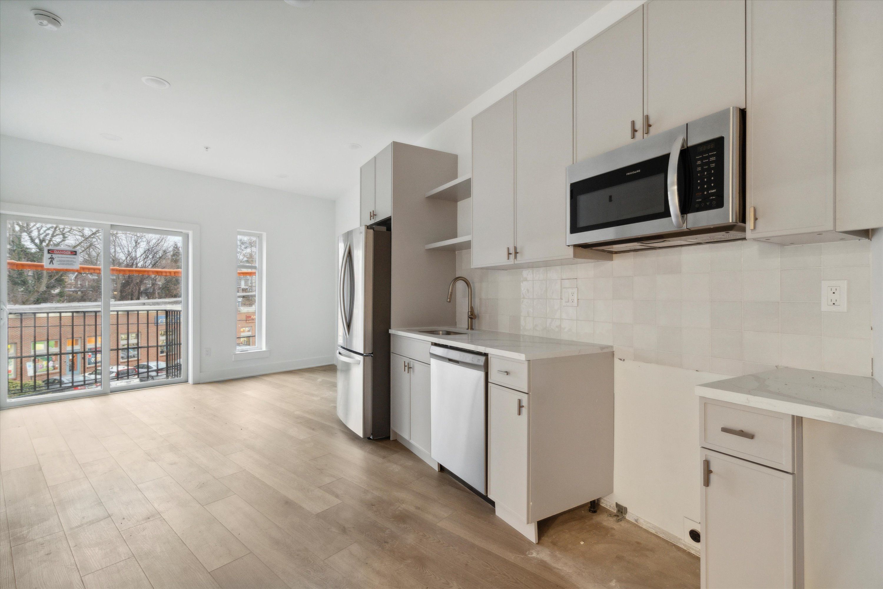 367 W Hortter St Unit 207