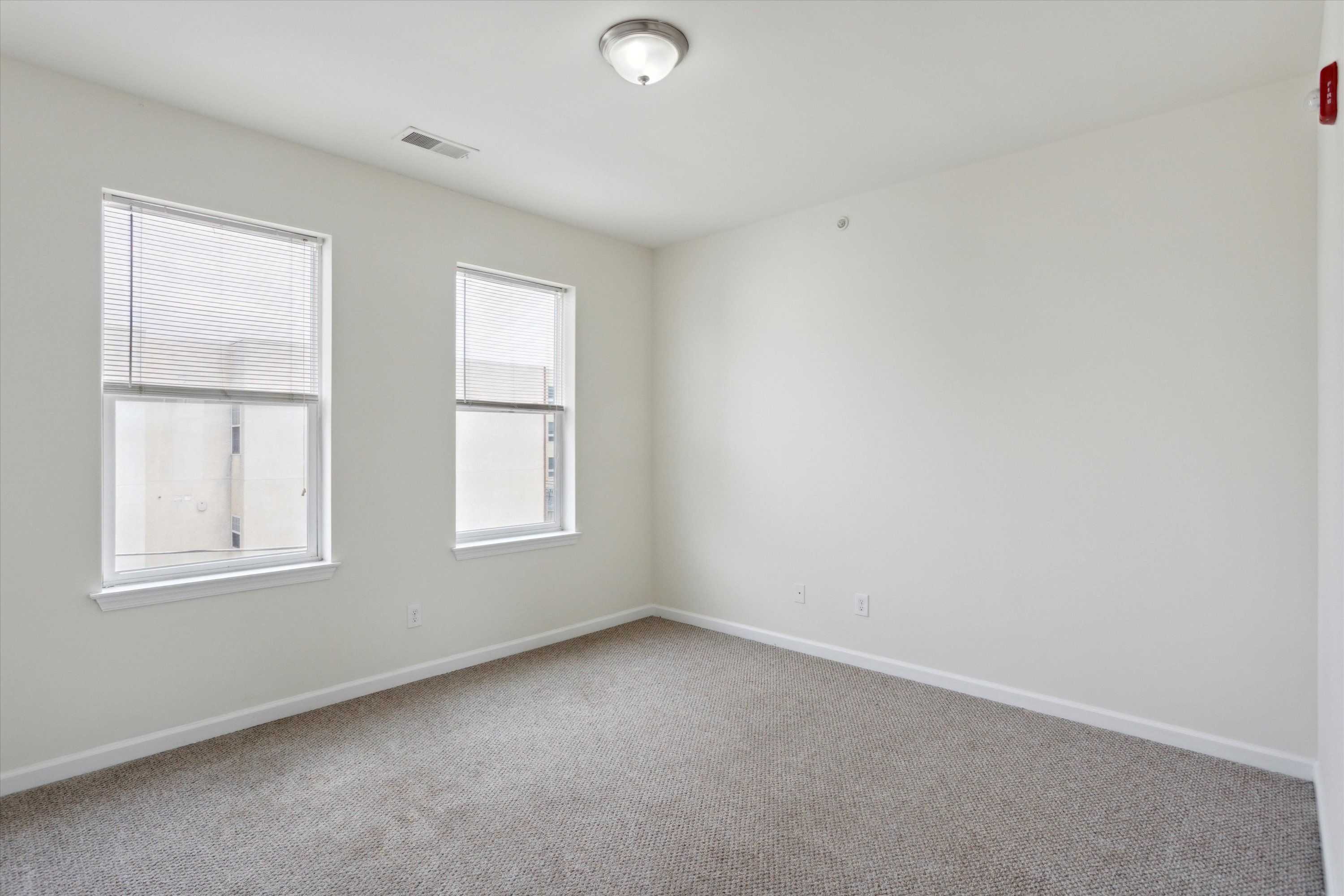 1811 W BERKS ST Unit C