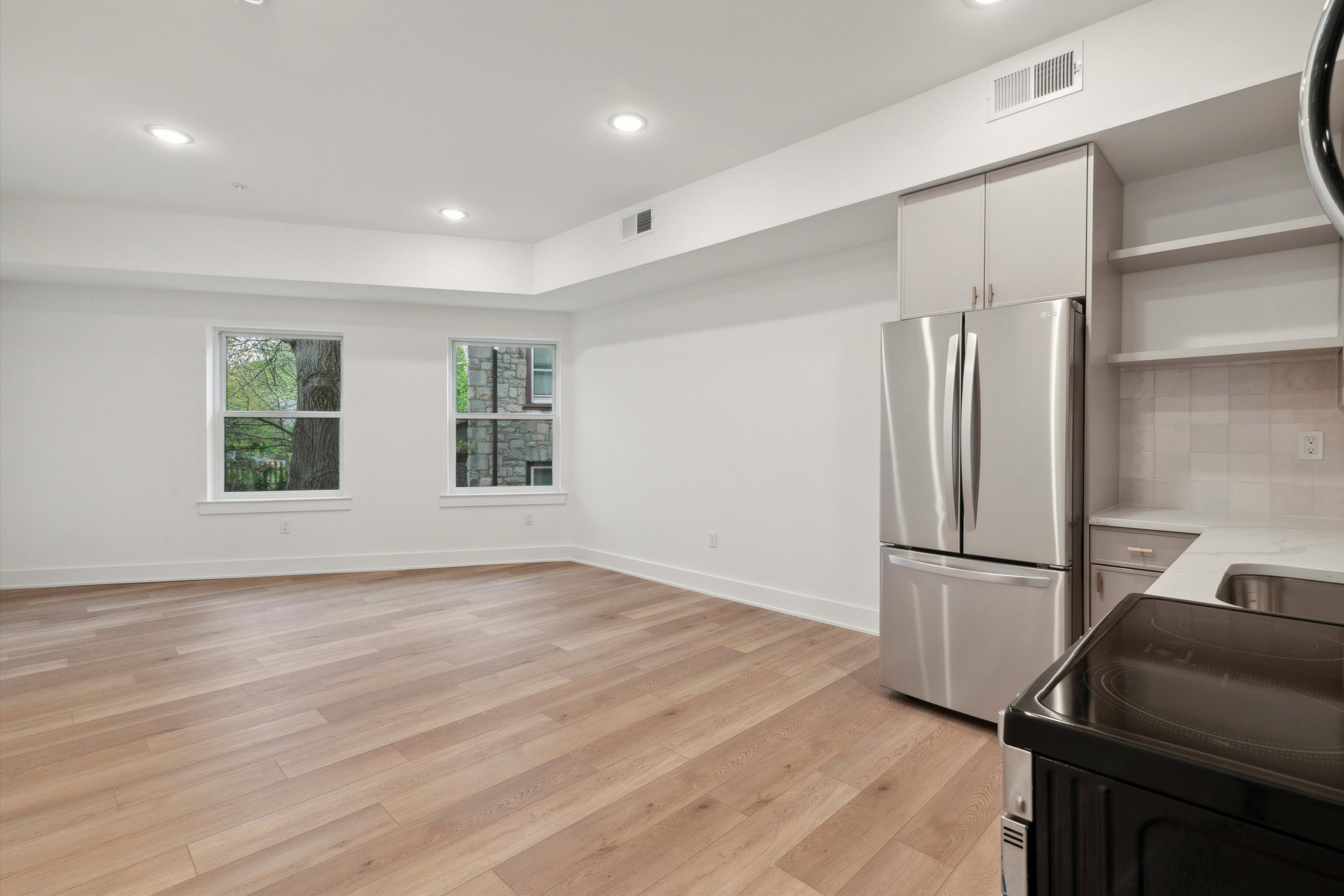367 W Hortter St Unit 306