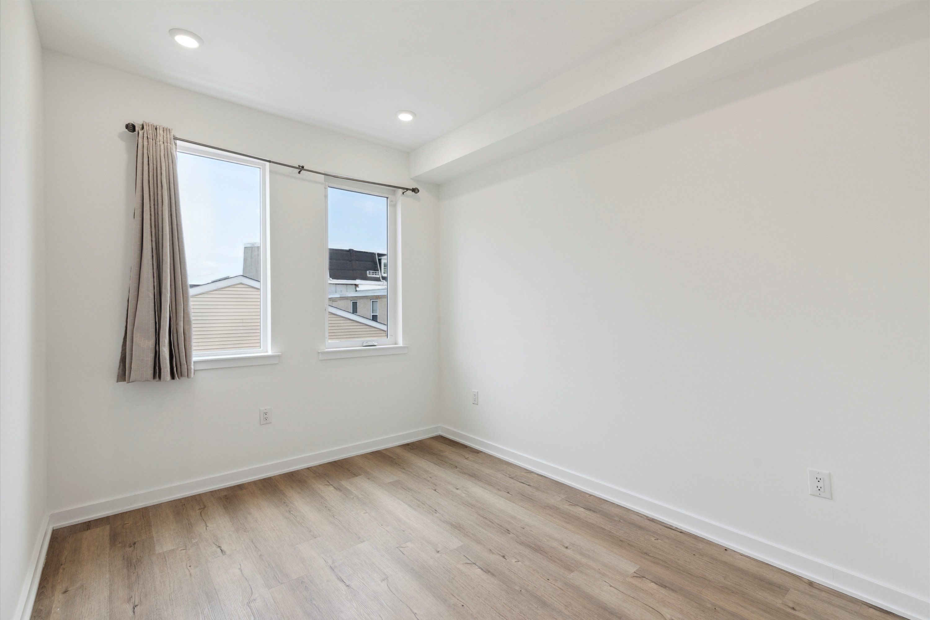 1535 N Sydenham ST Unit B
