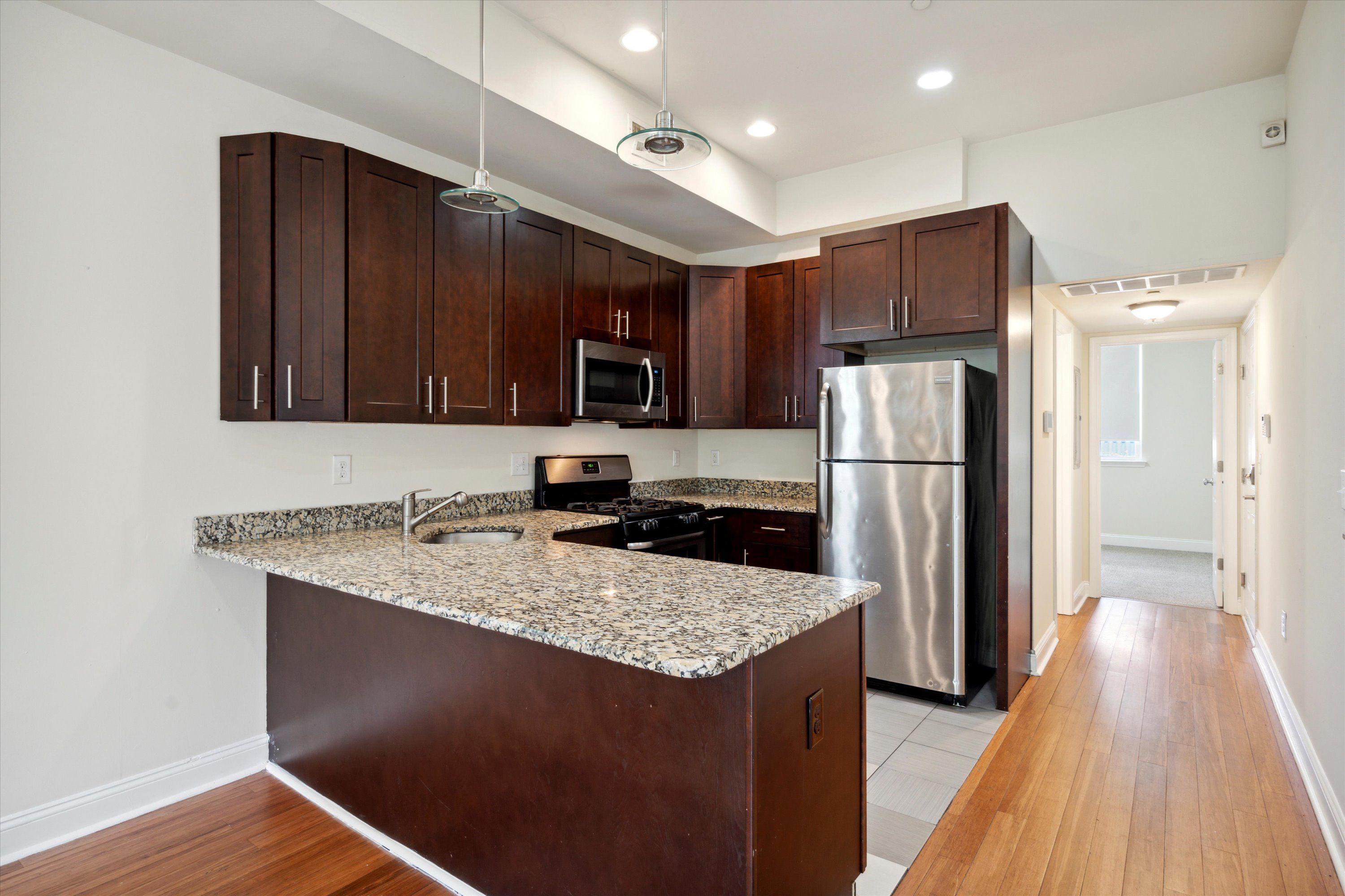1832 W MONTGOMERY AVE Unit A