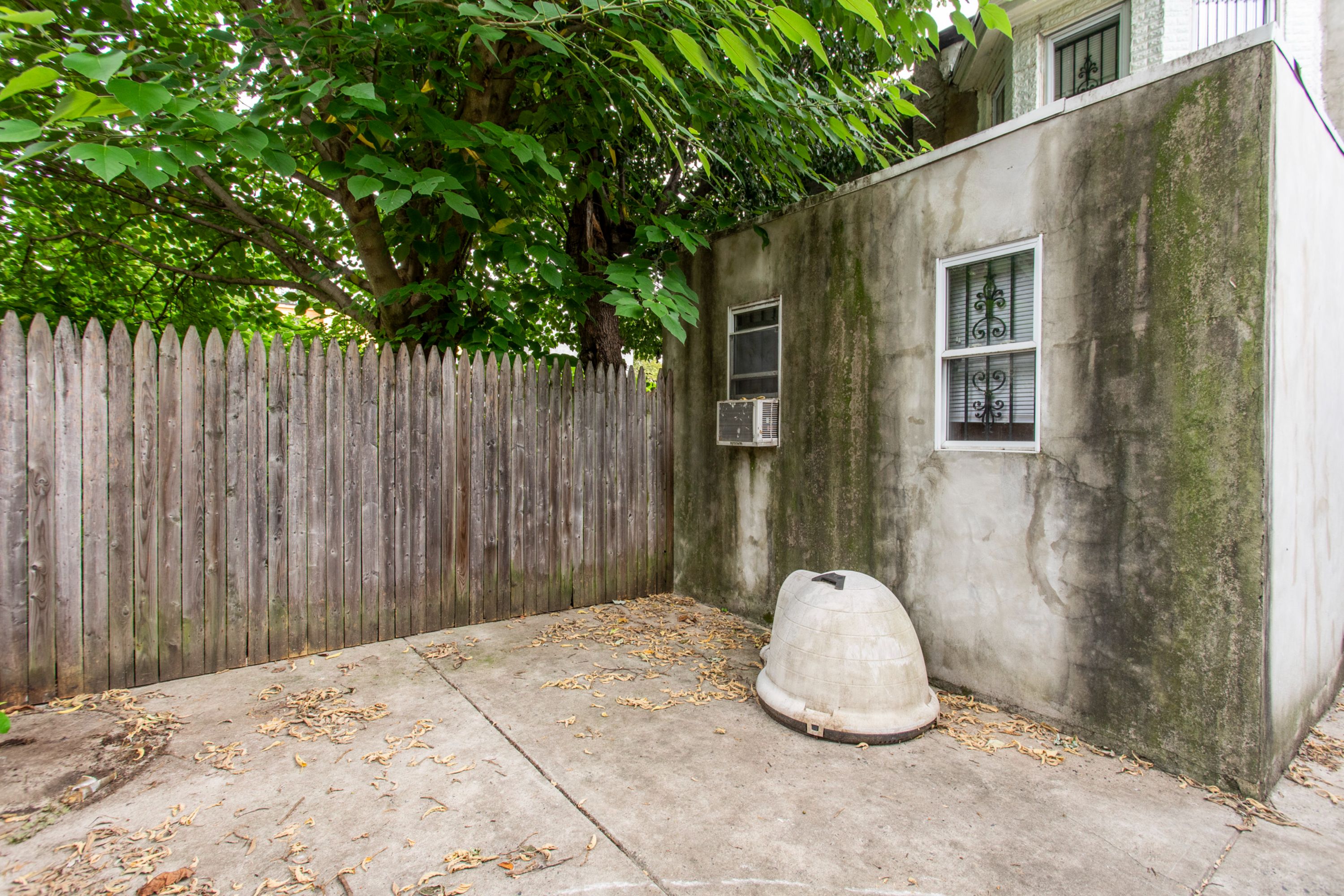 1604 N BOUVIER ST