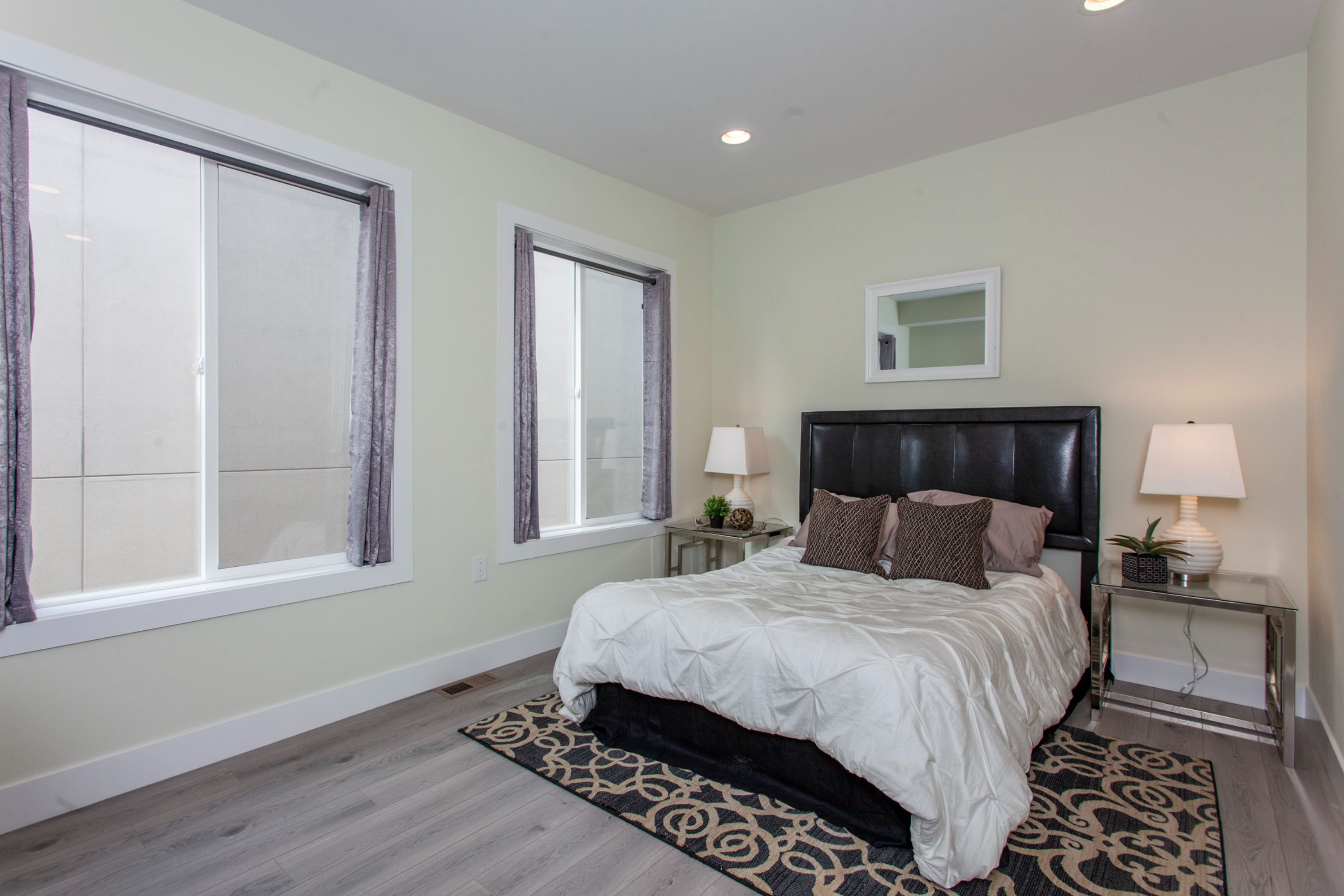 1533-39 PARRISH ST Unit 4G