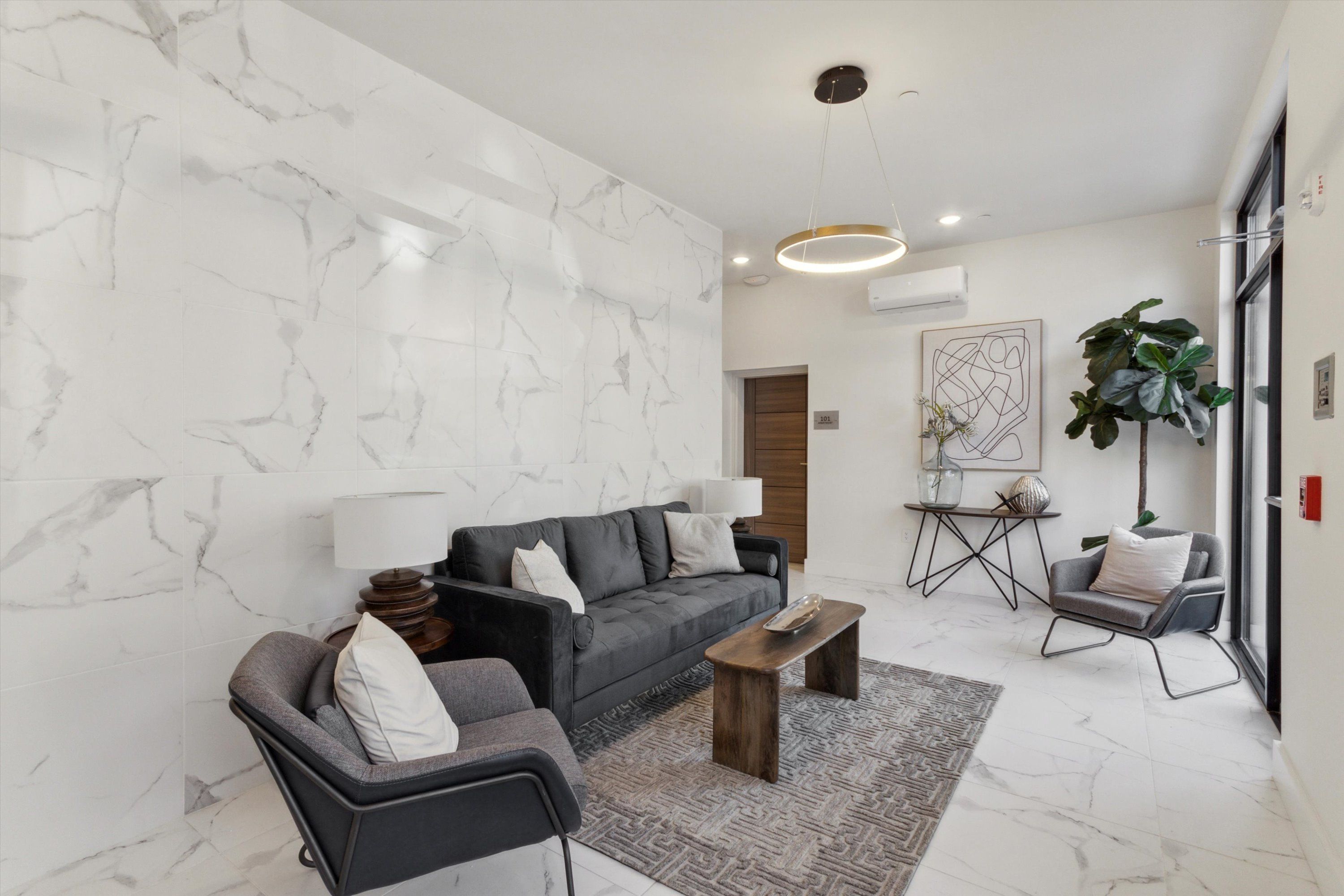 1221 E Fletcher St Unit 212