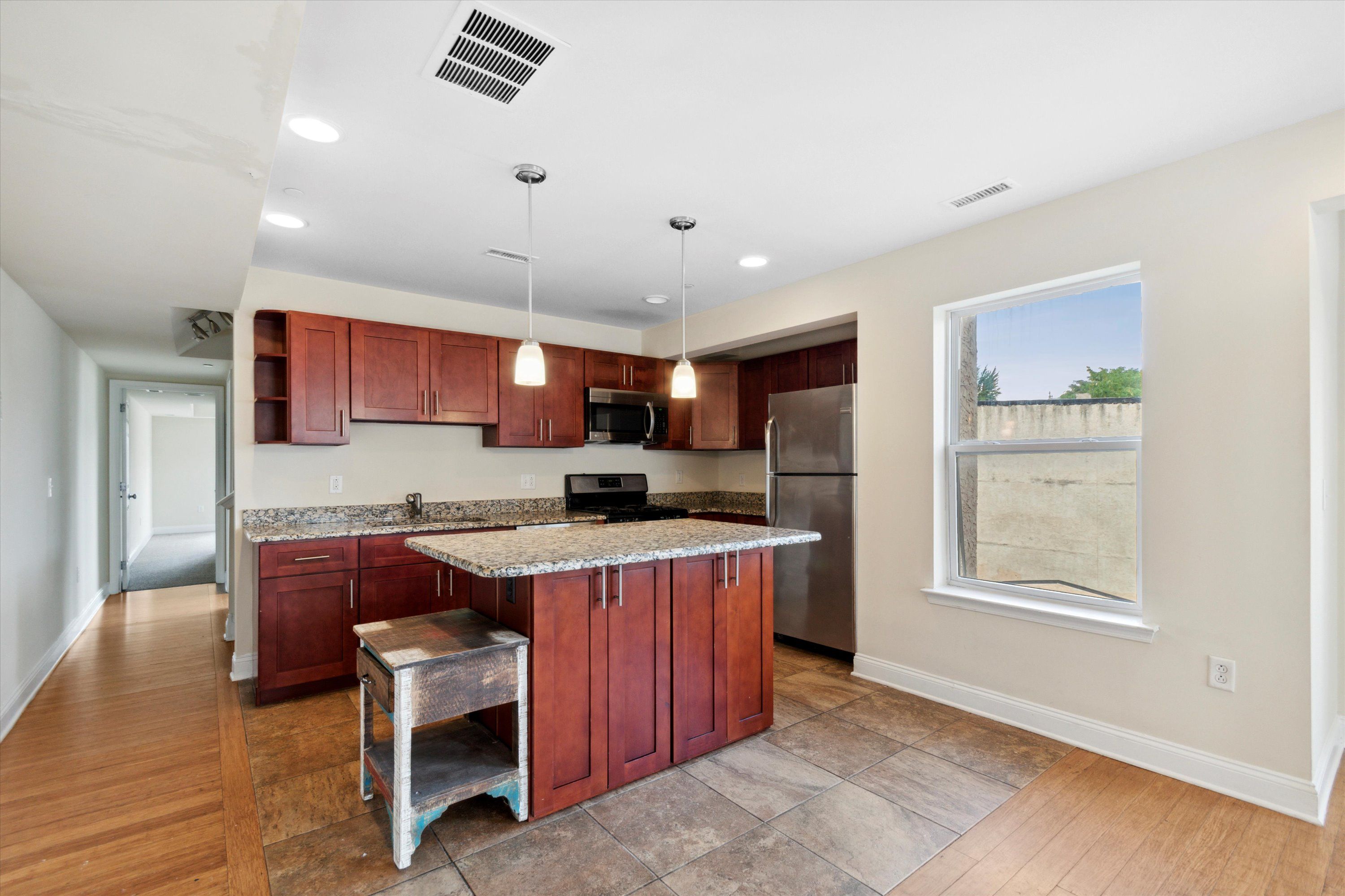 1955 N 18TH ST Unit B