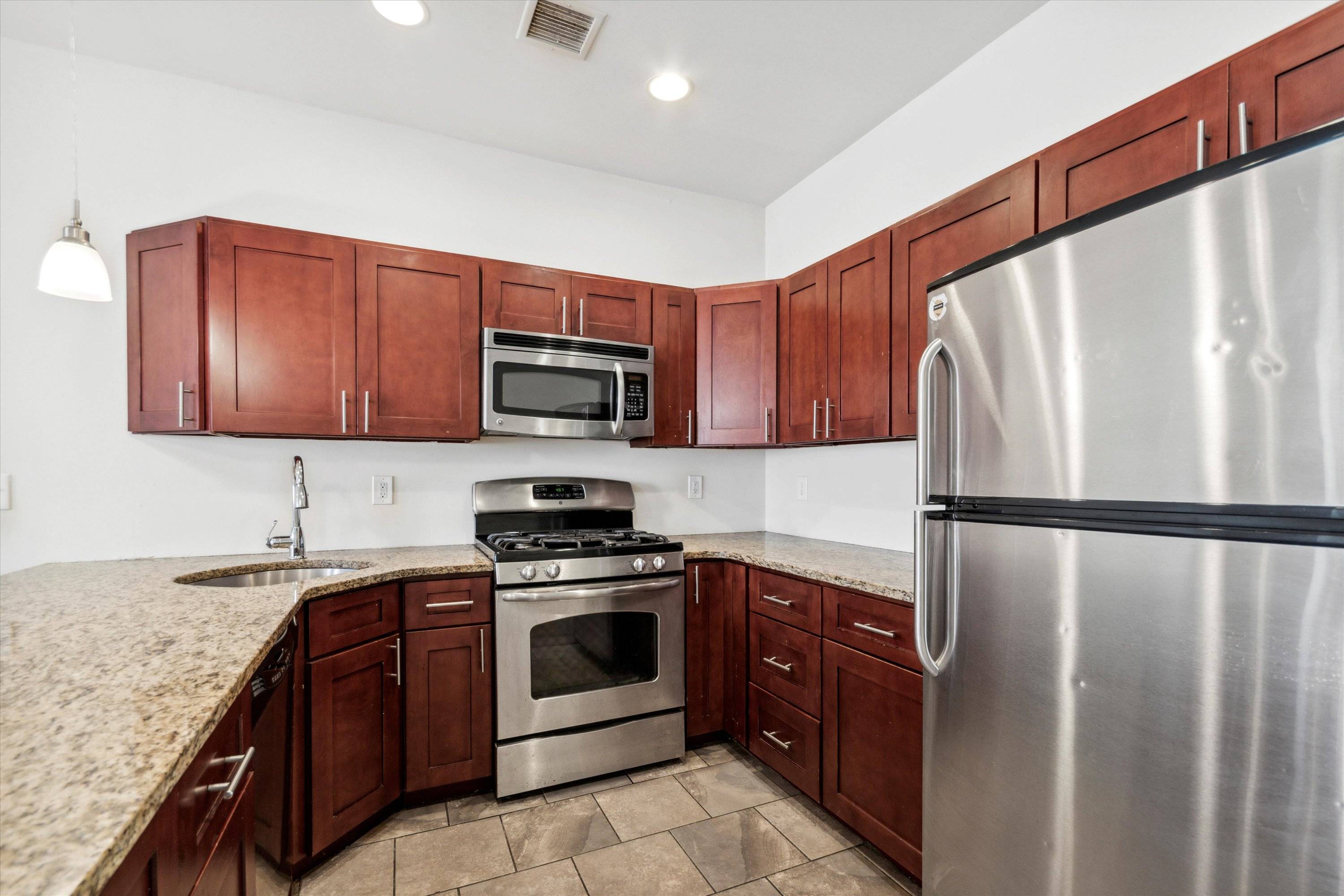 1906 N 18TH ST Unit B