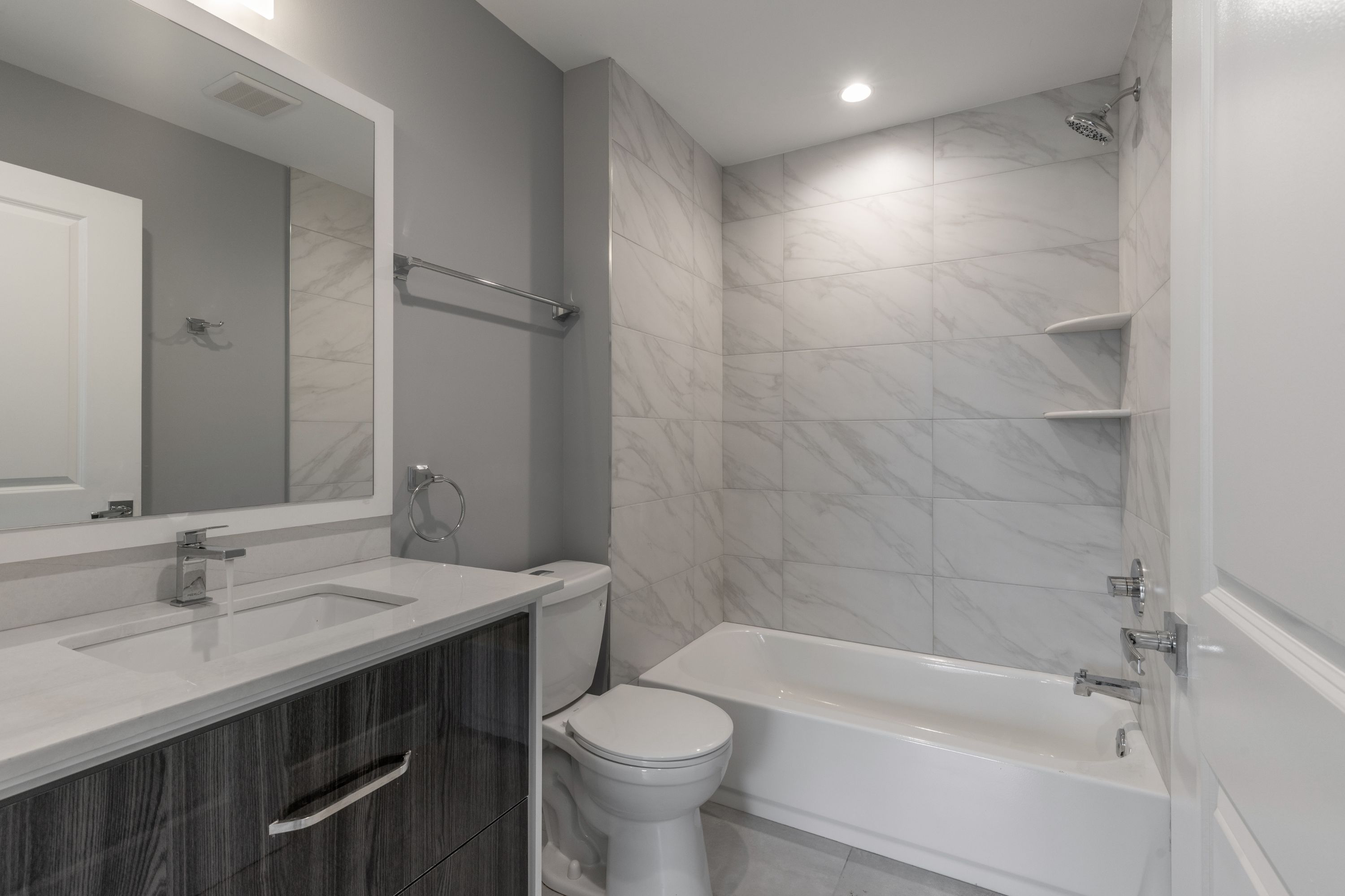 1222 N Marshall ST Unit 105