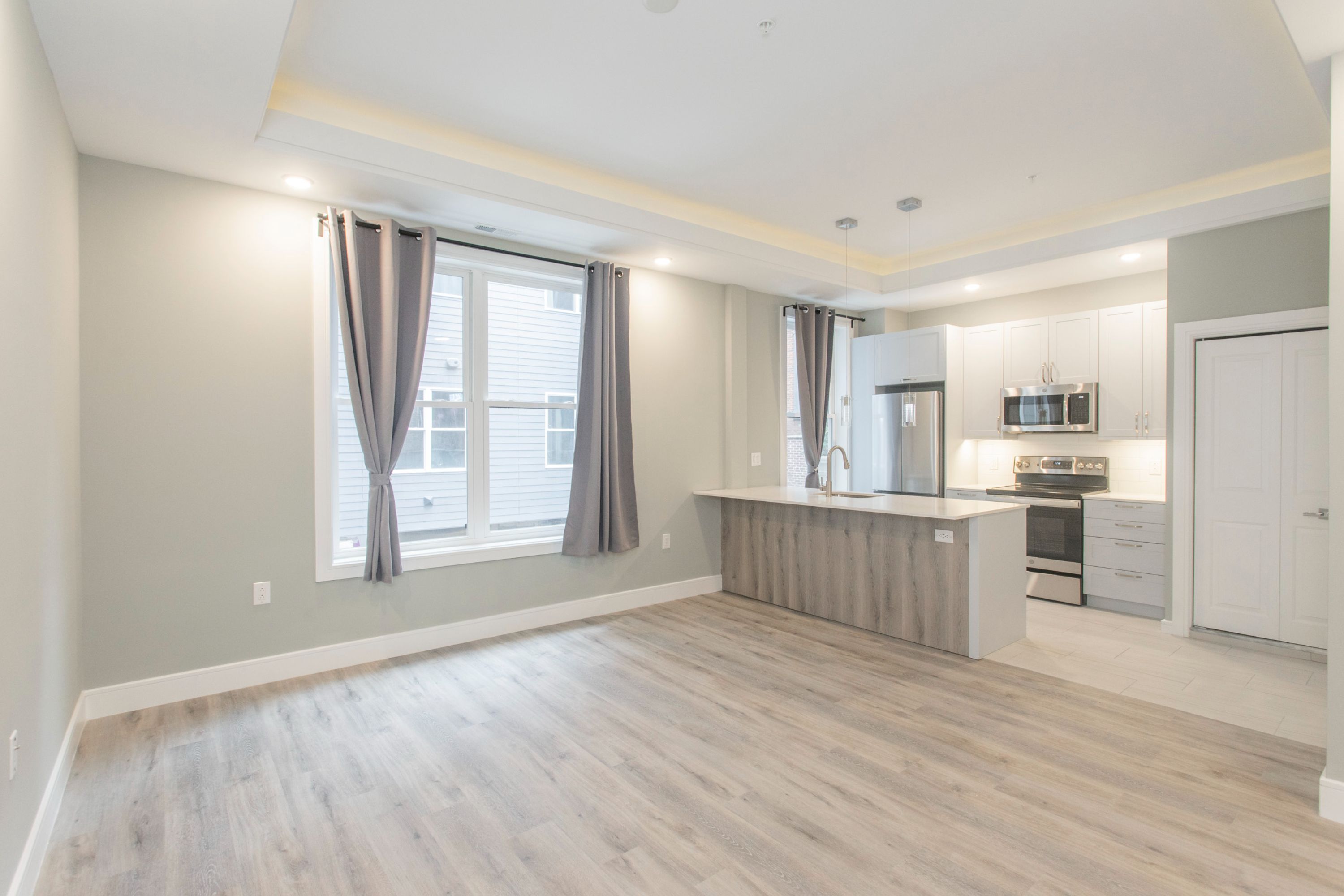 1133 E COLUMBIA AVE Unit 103