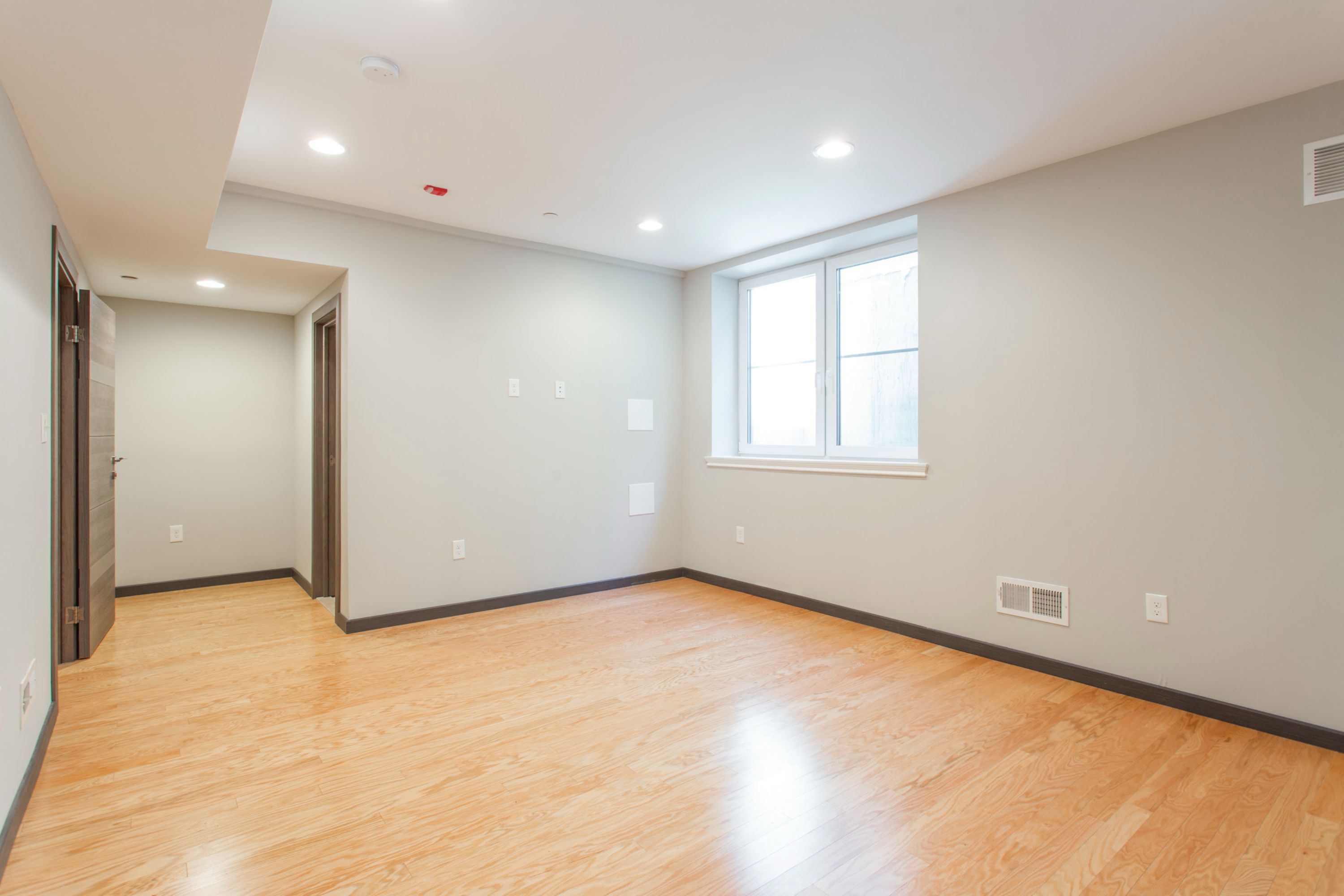 2549-51 MONTROSE ST Unit A