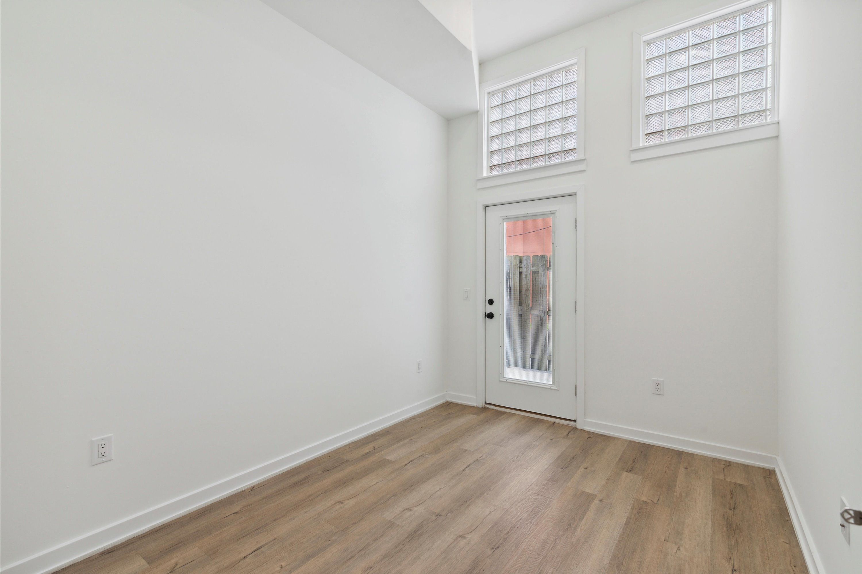 1535 N Sydenham ST Unit A