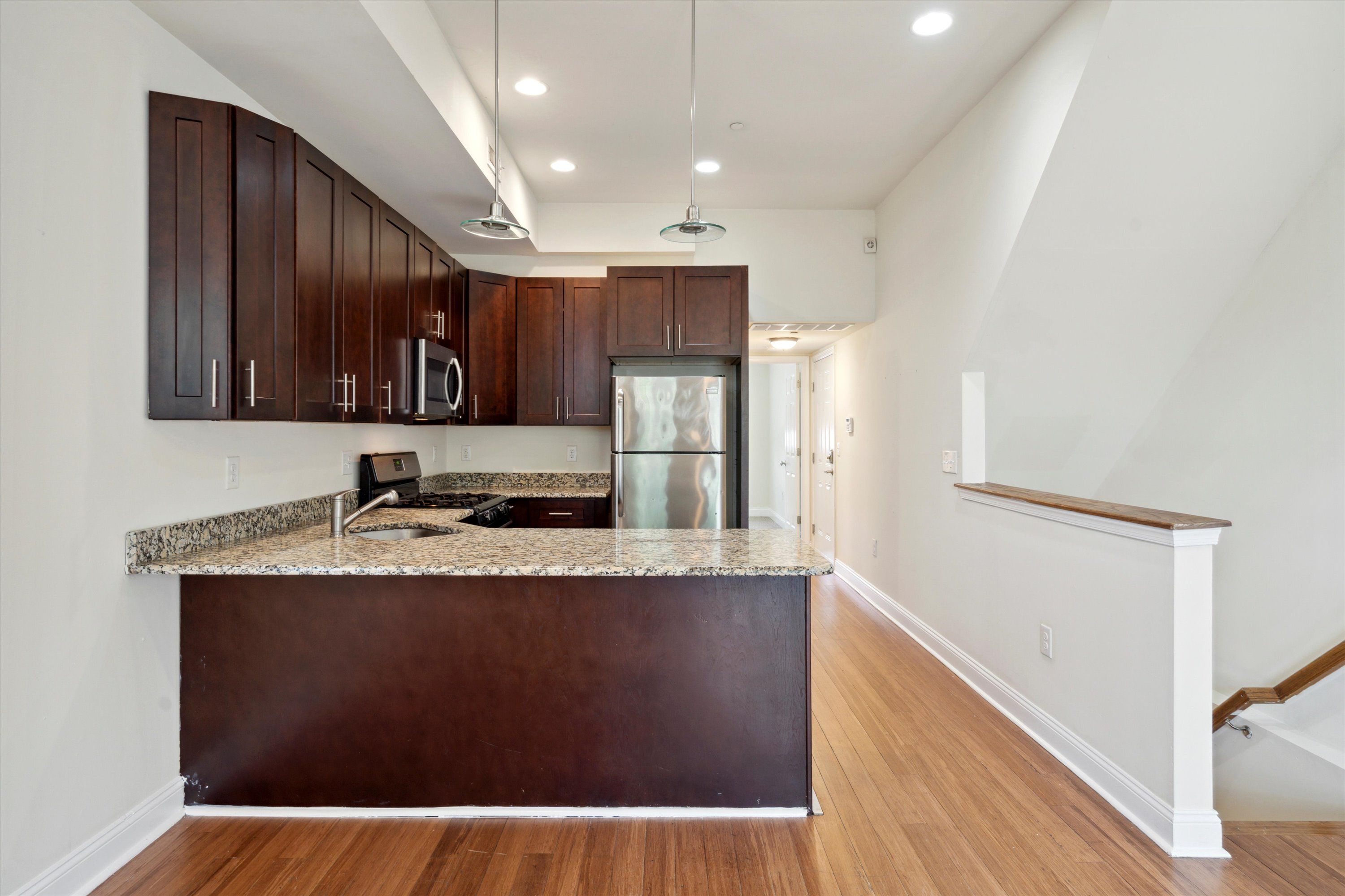 1832 W MONTGOMERY AVE Unit A