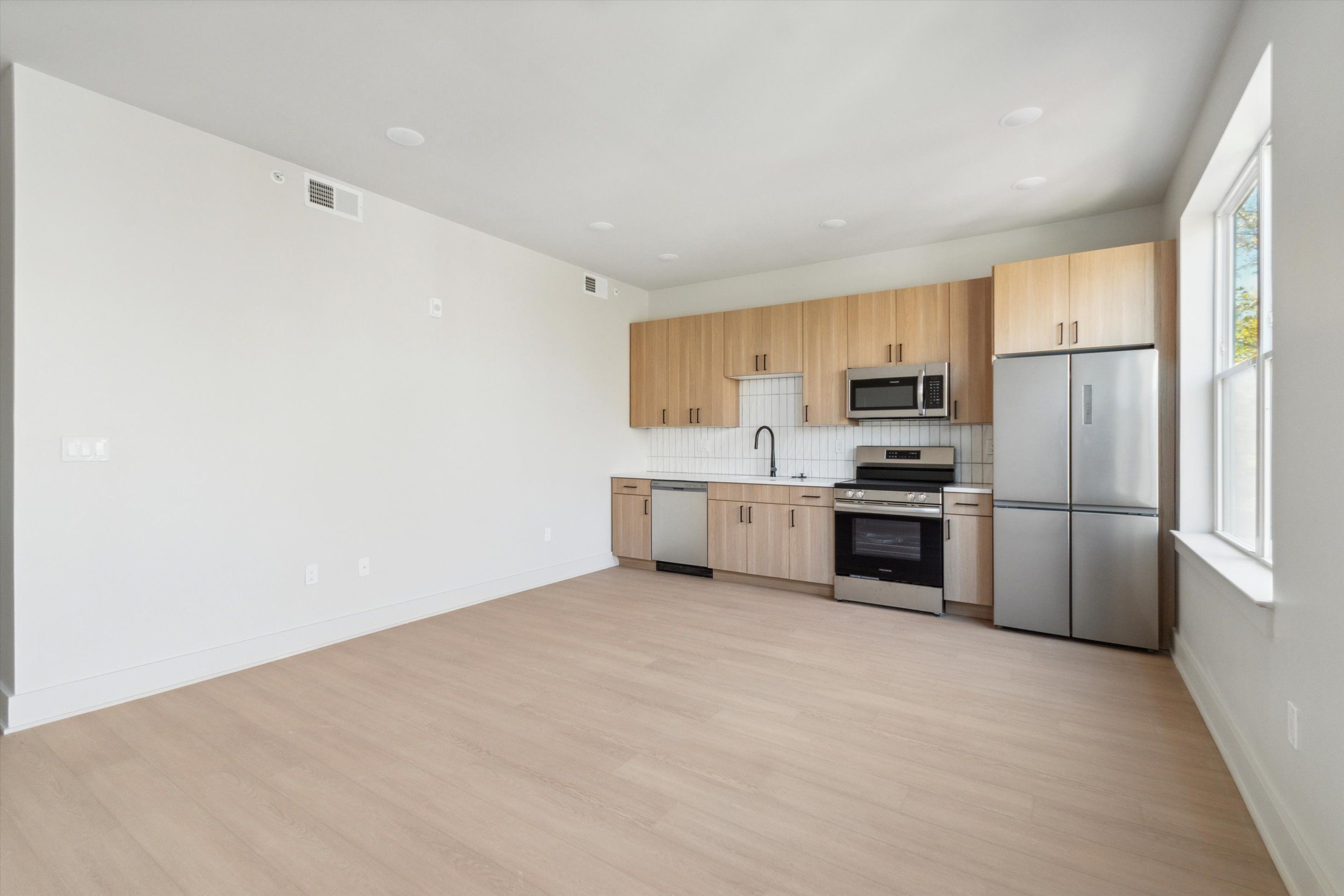 5521 Wayne Ave Unit 509