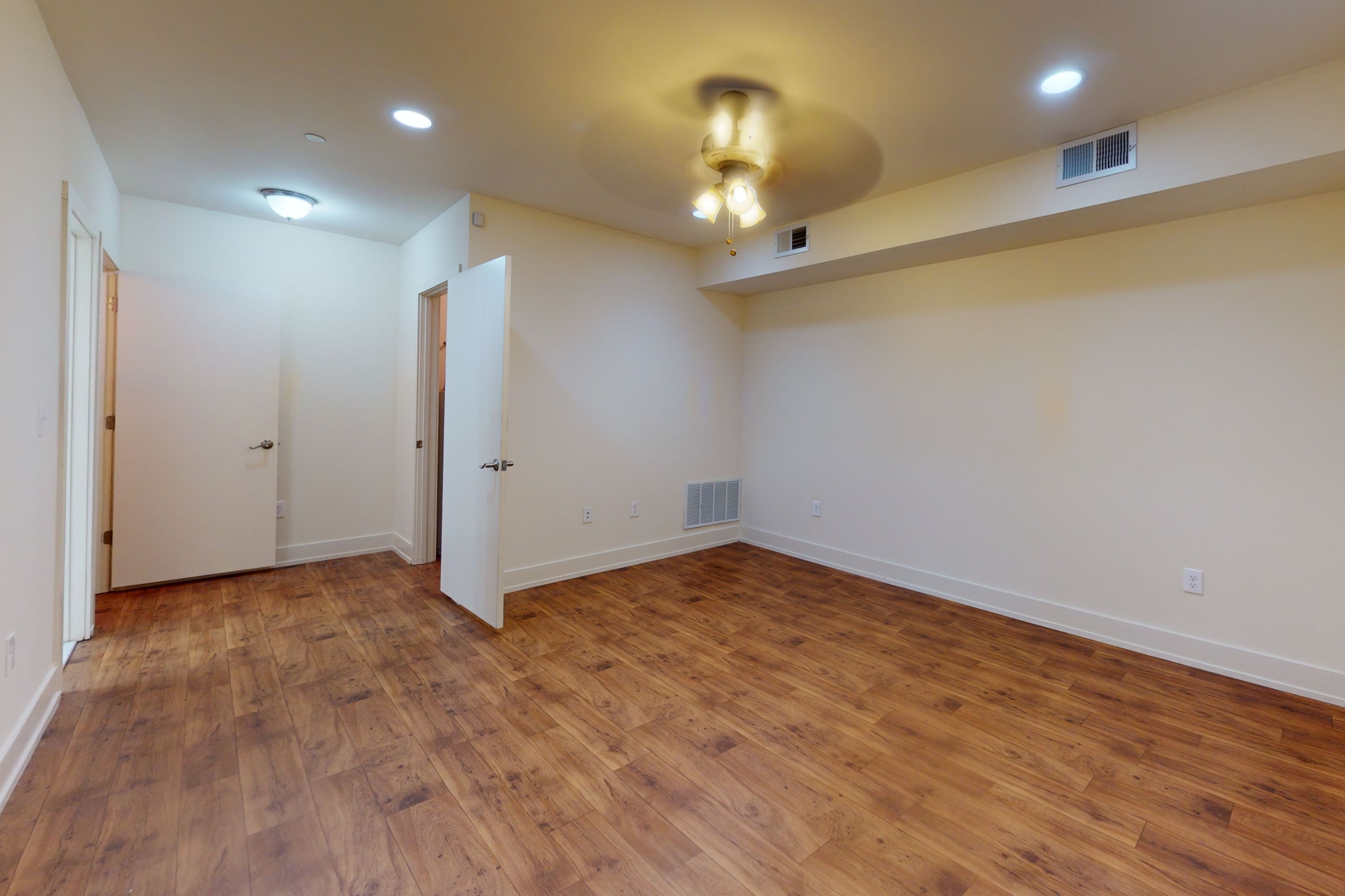 1513 MASTER ST Unit 1
