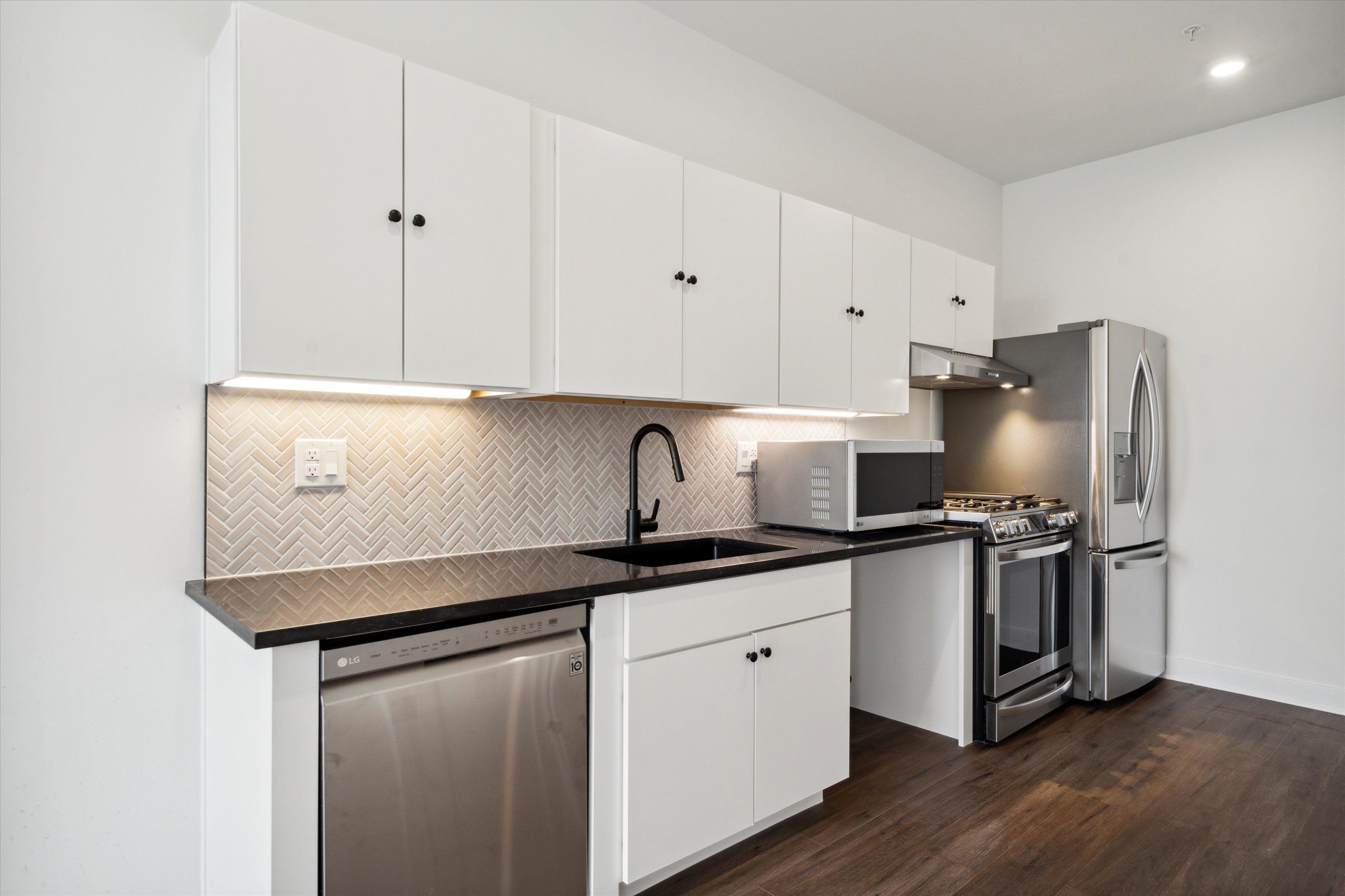 2636 E YORK ST Unit 202