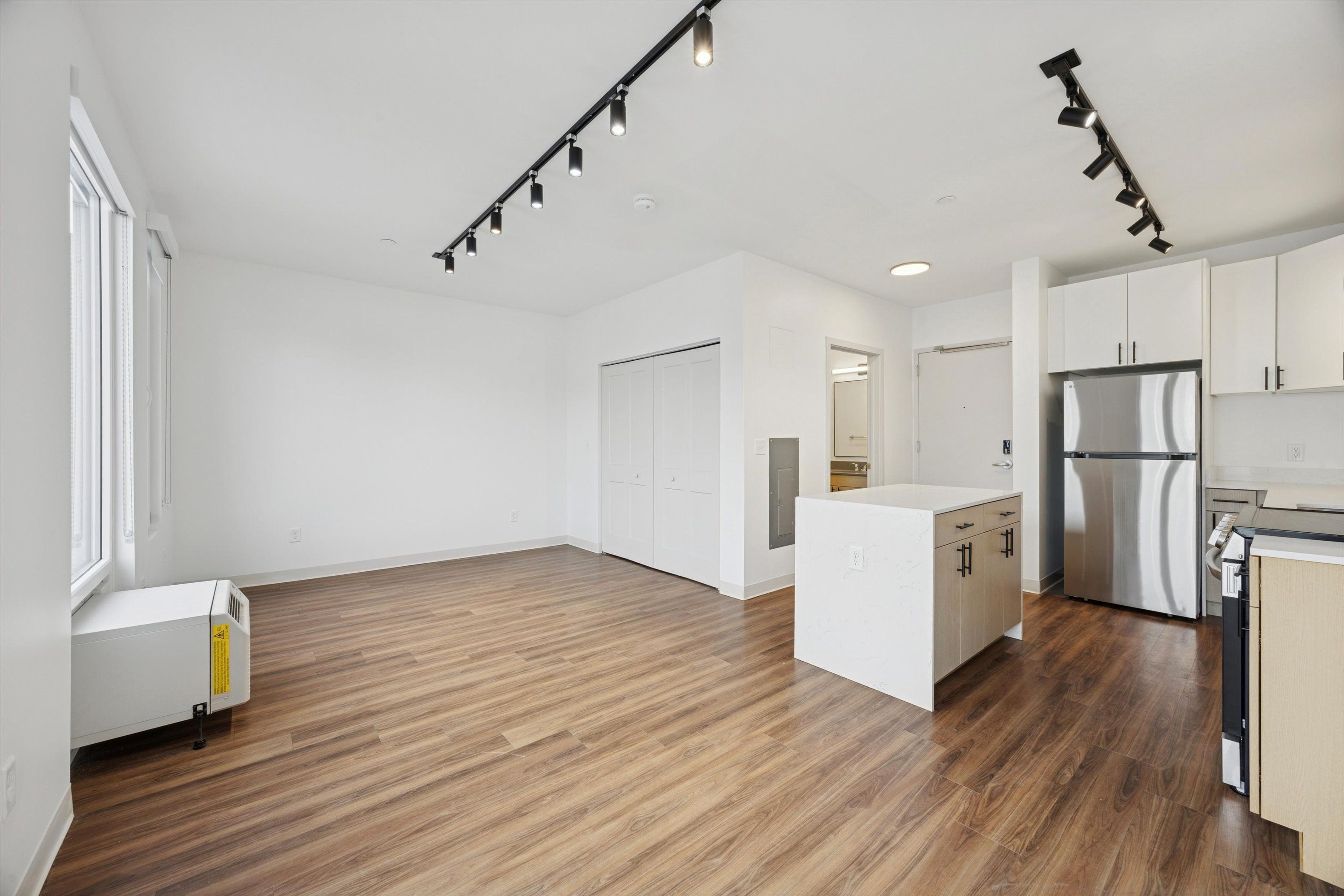 4240 Chestnut St Unit 604