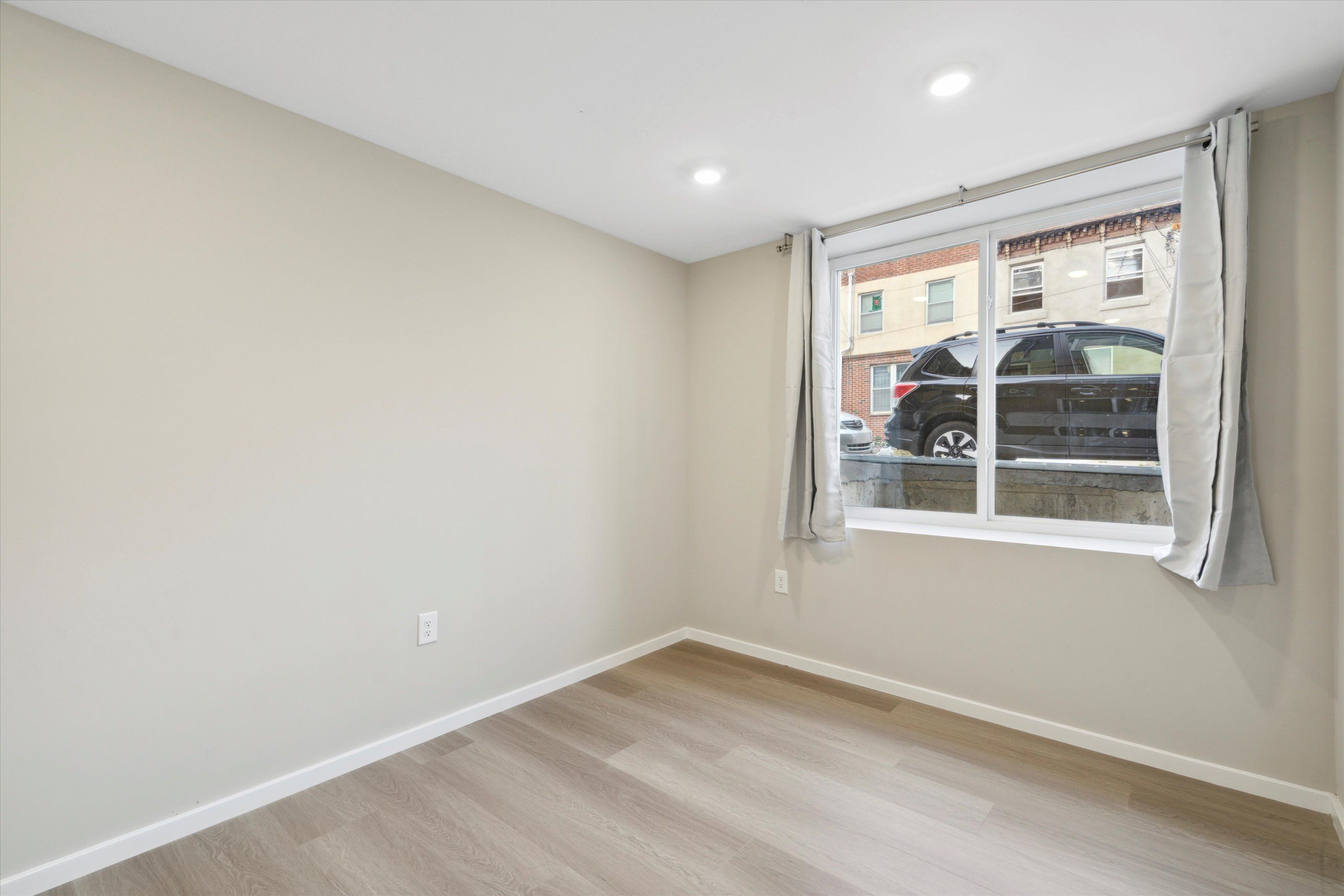 1701 SEYBERT ST Unit 1