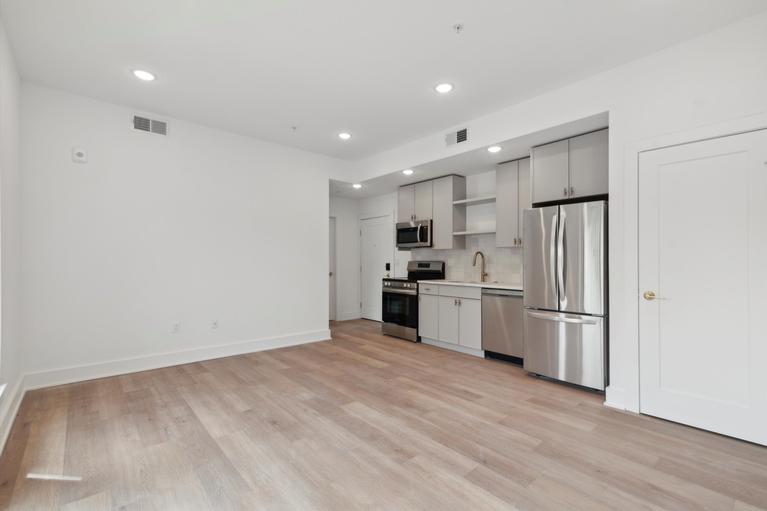 367 W Hortter St Unit 405